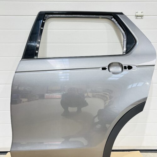 Puerta trasera izquierda Land Rover Discovery Sport 2014-2019 LR061285