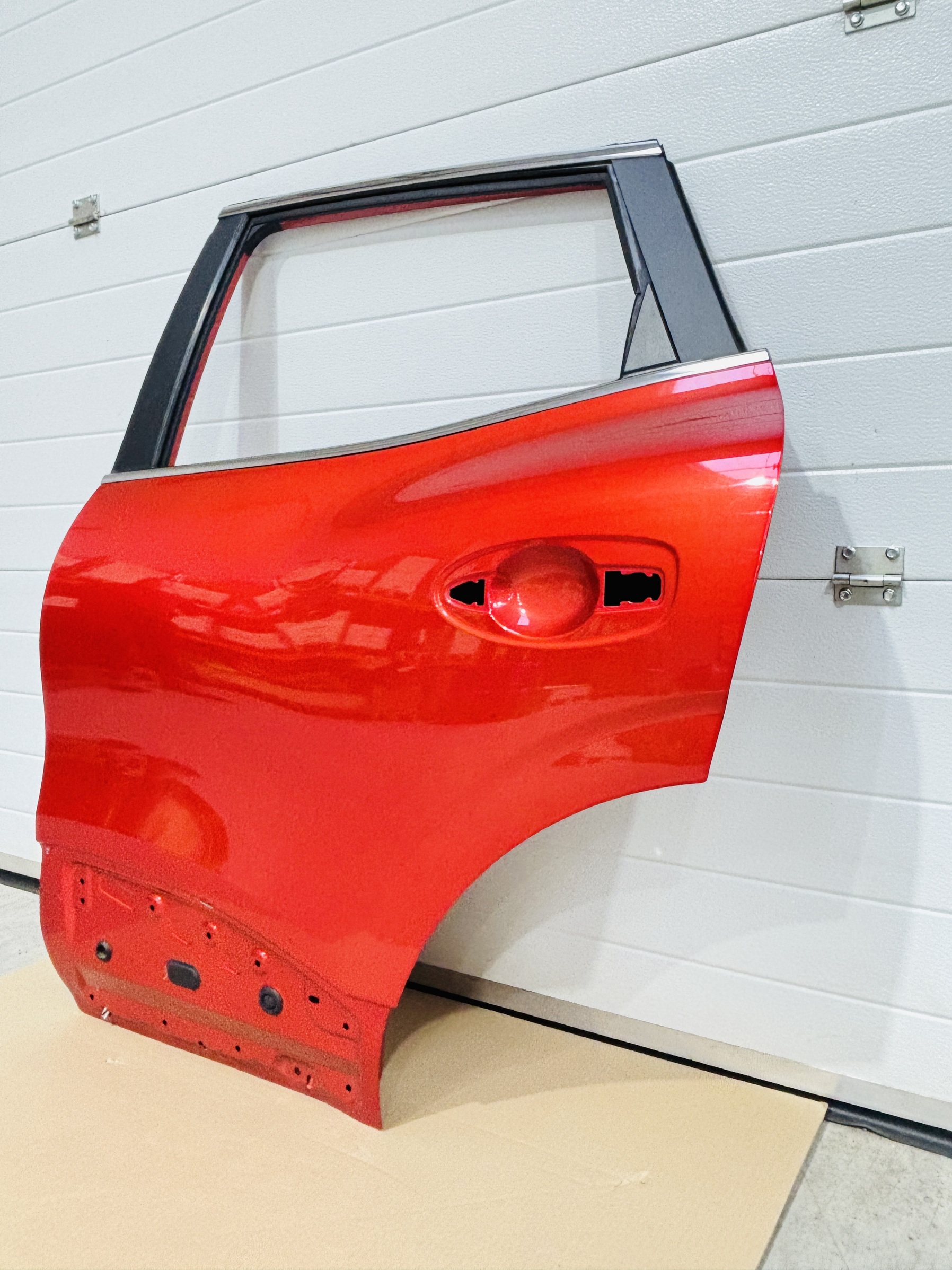 Puerta trasera izquierda Renault Kadjar 2015-2018 821139399R - Foto 2 Puerta trasera izquierda Renault Kadjar 2015-2018 821139399R - Imagen 2