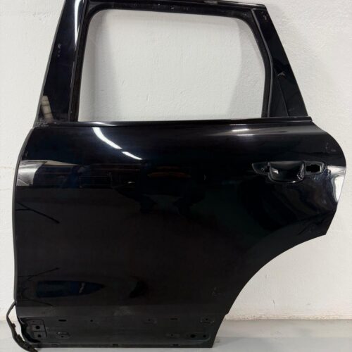 Puerta trasera izquierda VW Touareg 2010-2018 7P0833311