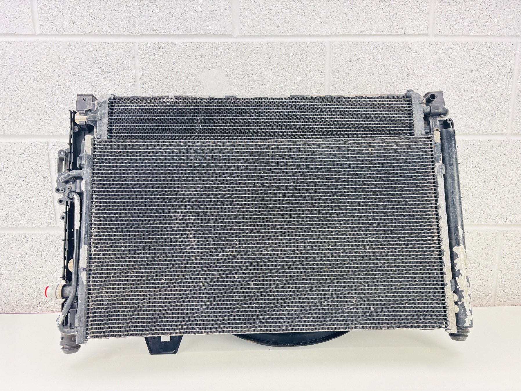 Radiadores Land Rover Discovery Sport 2.0 D 4x4 2014-2019 GJ328K230AA - Foto 2 Radiadores Land Rover Discovery Sport 2.0 D 4x4 2014-2019 GJ328K230AA - Imagen 2