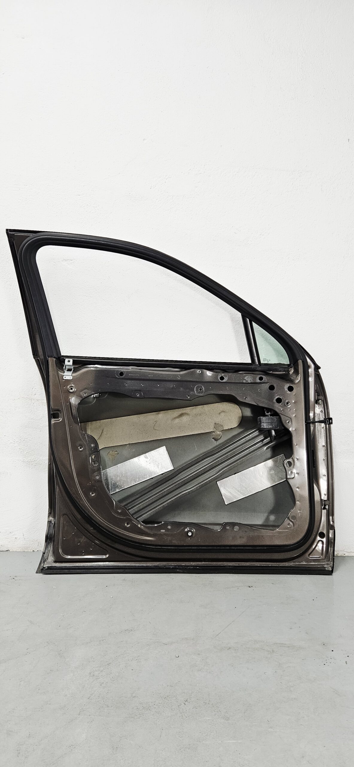 Puerta delantera izquierda Porsche Cayenne 2010-2014 7P0831311B - Foto 6 Puerta delantera izquierda Porsche Cayenne 2010-2014 7P0831311B - Imagen 6