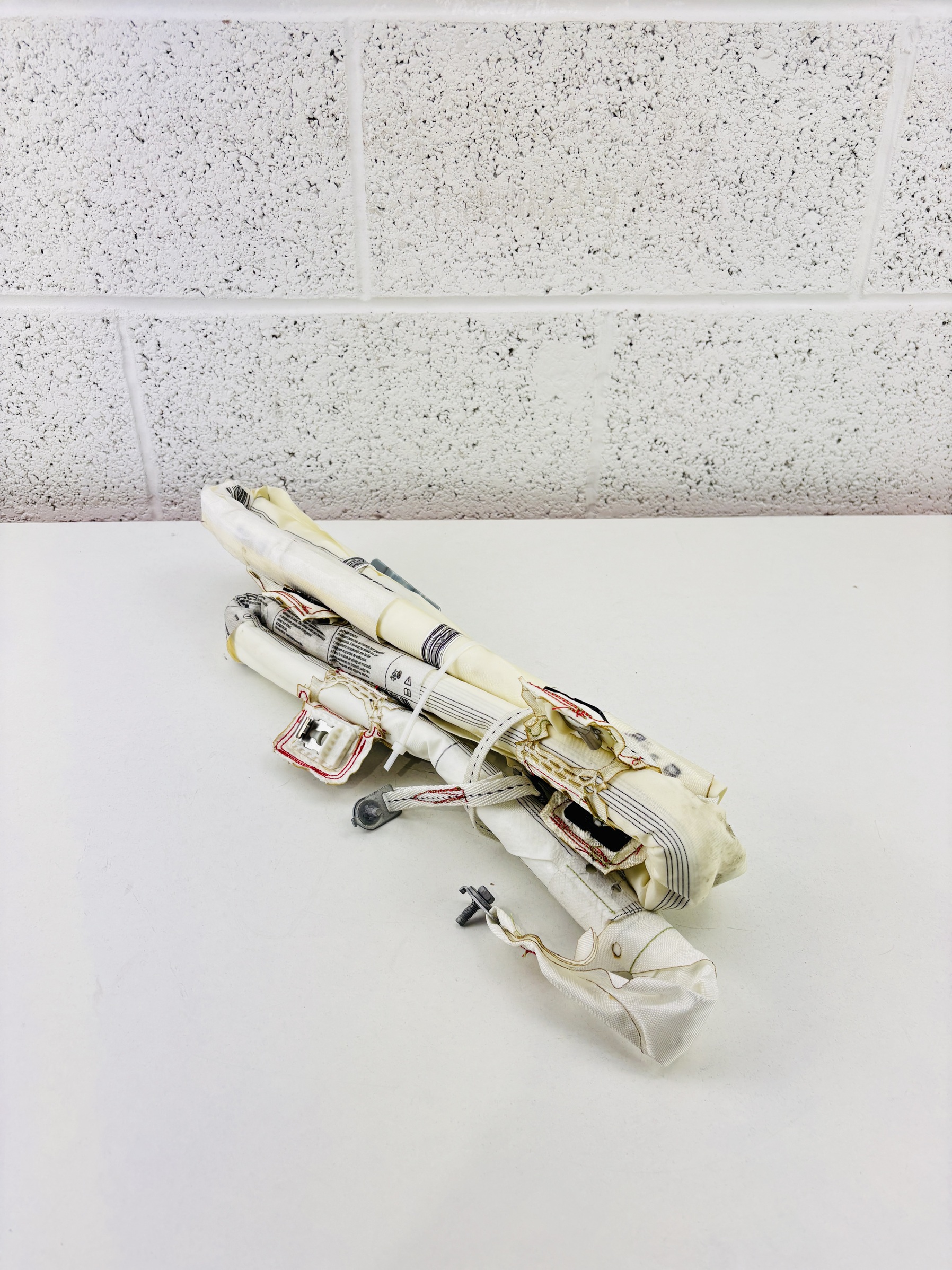 A1668600602 Airbag cortina derecho Mercedes-Benz Clase M W166 2011-2015 - Foto 2 A1668600602 Airbag cortina derecho Mercedes-Benz Clase M W166 2011-2015 - Imagen 2