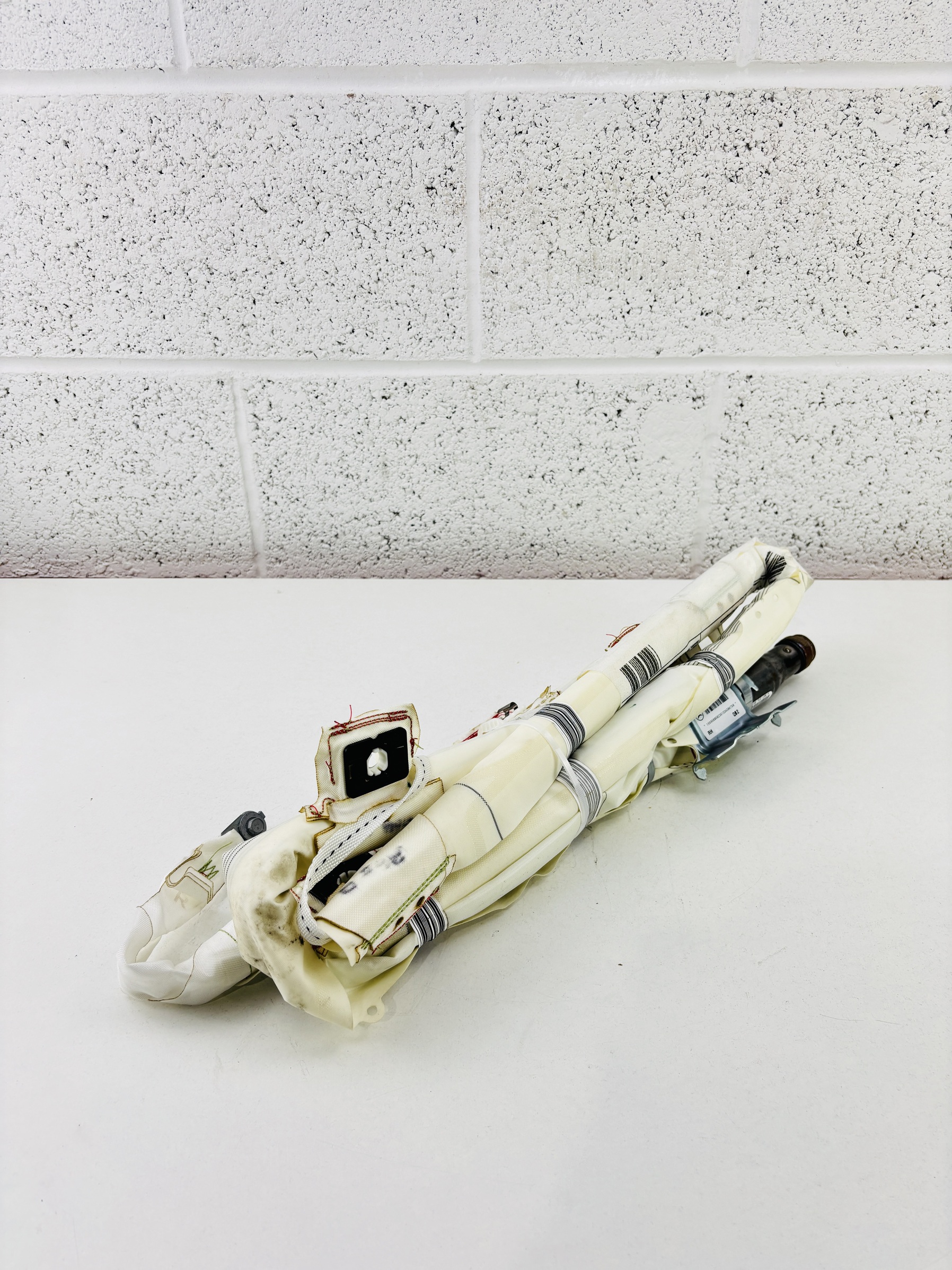 A1668600602 Airbag cortina derecho Mercedes-Benz Clase M W166 2011-2015 - Foto 4 A1668600602 Airbag cortina derecho Mercedes-Benz Clase M W166 2011-2015 - Imagen 4