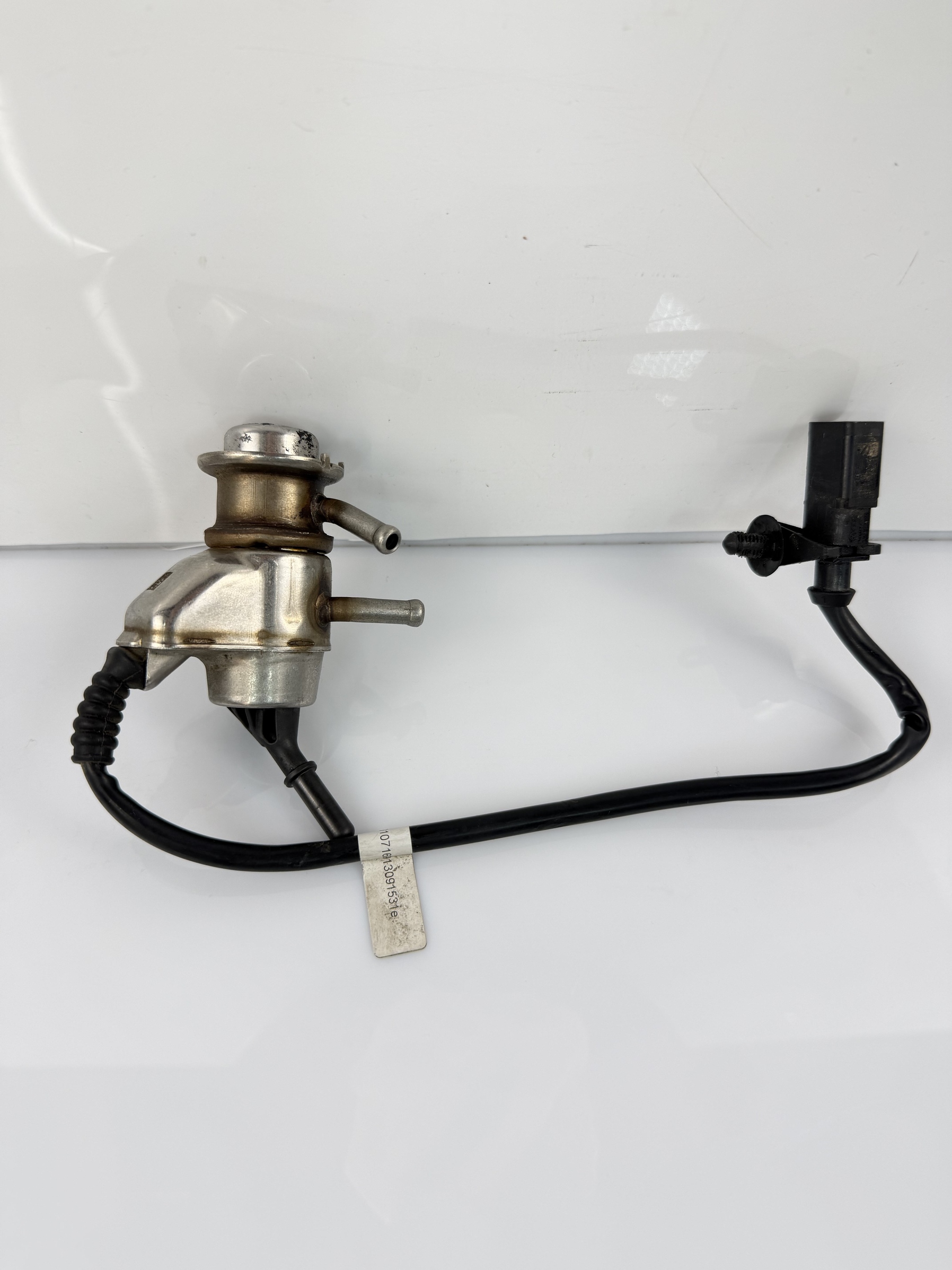 Inyector Adblue Audi A6 2014-2018 4G0131113D - Foto 2 Inyector Adblue Audi A6 2014-2018 4G0131113D - Imagen 2