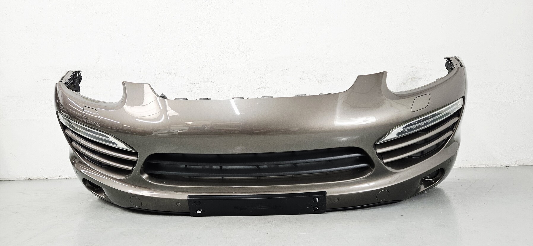 Paragolpes delantero Porsche Cayenne 2010-2014 95850522131 - Foto 1 Paragolpes delantero Porsche Cayenne 2010-2014 95850522131