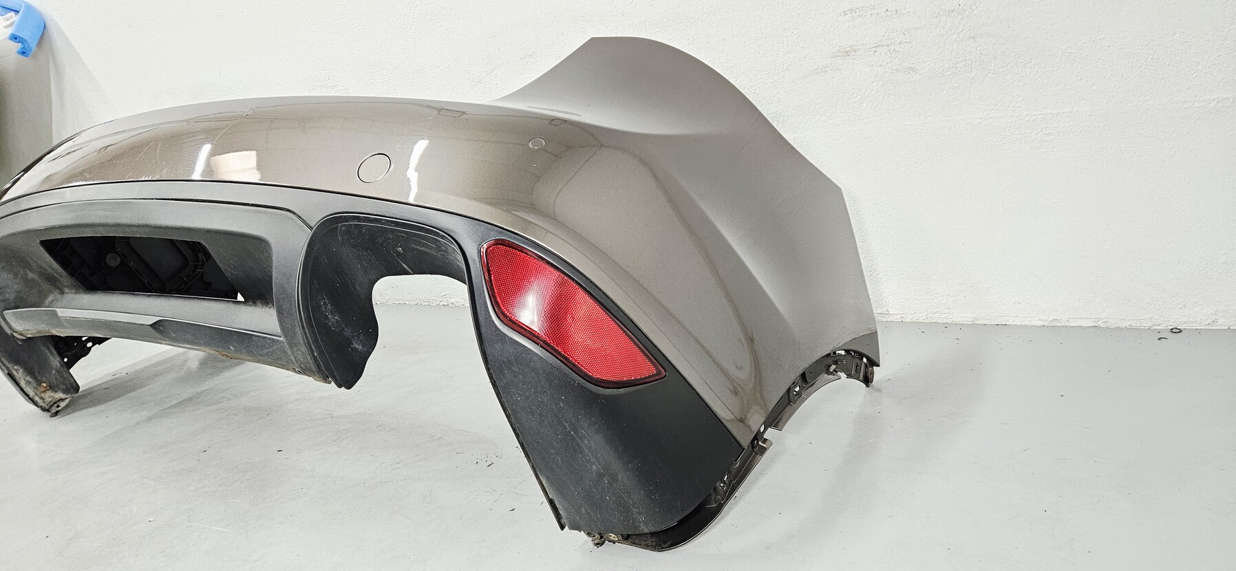 Paragolpes trasero Porsche Cayenne 2010-2014 7P5807834N - Foto 6 Paragolpes trasero Porsche Cayenne 2010-2014 7P5807834N - Imagen 6