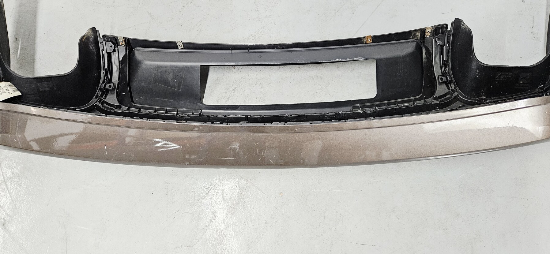 Paragolpes trasero Porsche Cayenne 2010-2014 7P5807834N - Foto 7 Paragolpes trasero Porsche Cayenne 2010-2014 7P5807834N - Imagen 7