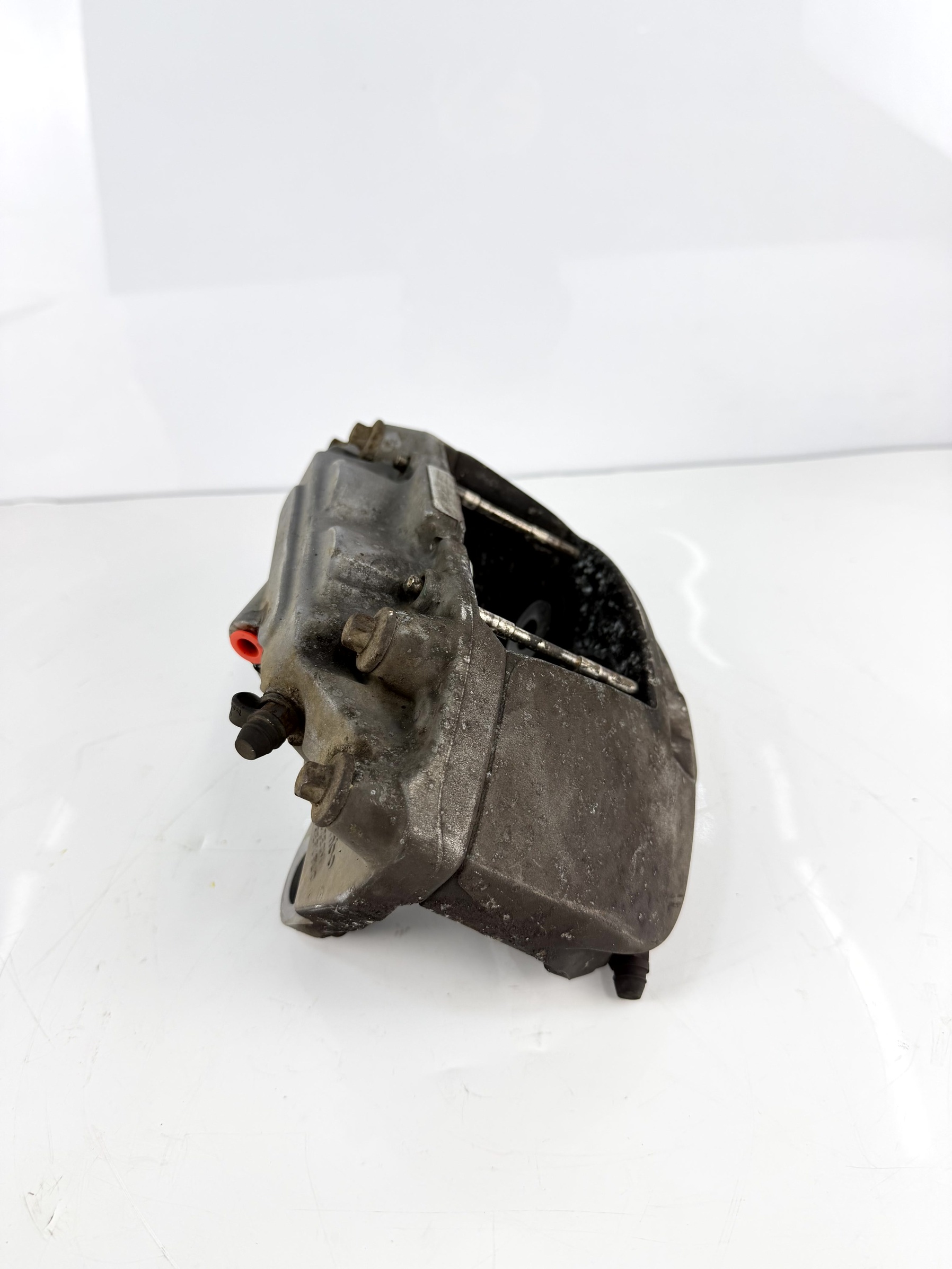 Pinza de freno delantera izquierda Audi A6 2014-2018 8R0615107H - Foto 8 Pinza de freno delantera izquierda Audi A6 2014-2018 8R0615107H - Imagen 8