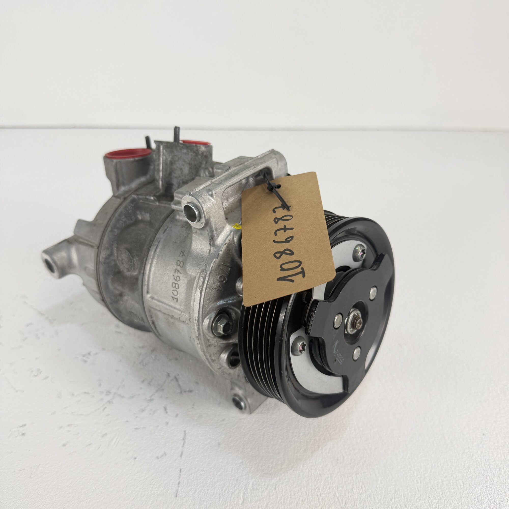 Compresor aire acondicionado VW Golf 1.5 tsi 5Q0816803K - Foto 5 Compresor aire acondicionado VW Golf 1.5 tsi 5Q0816803K - Imagen 5