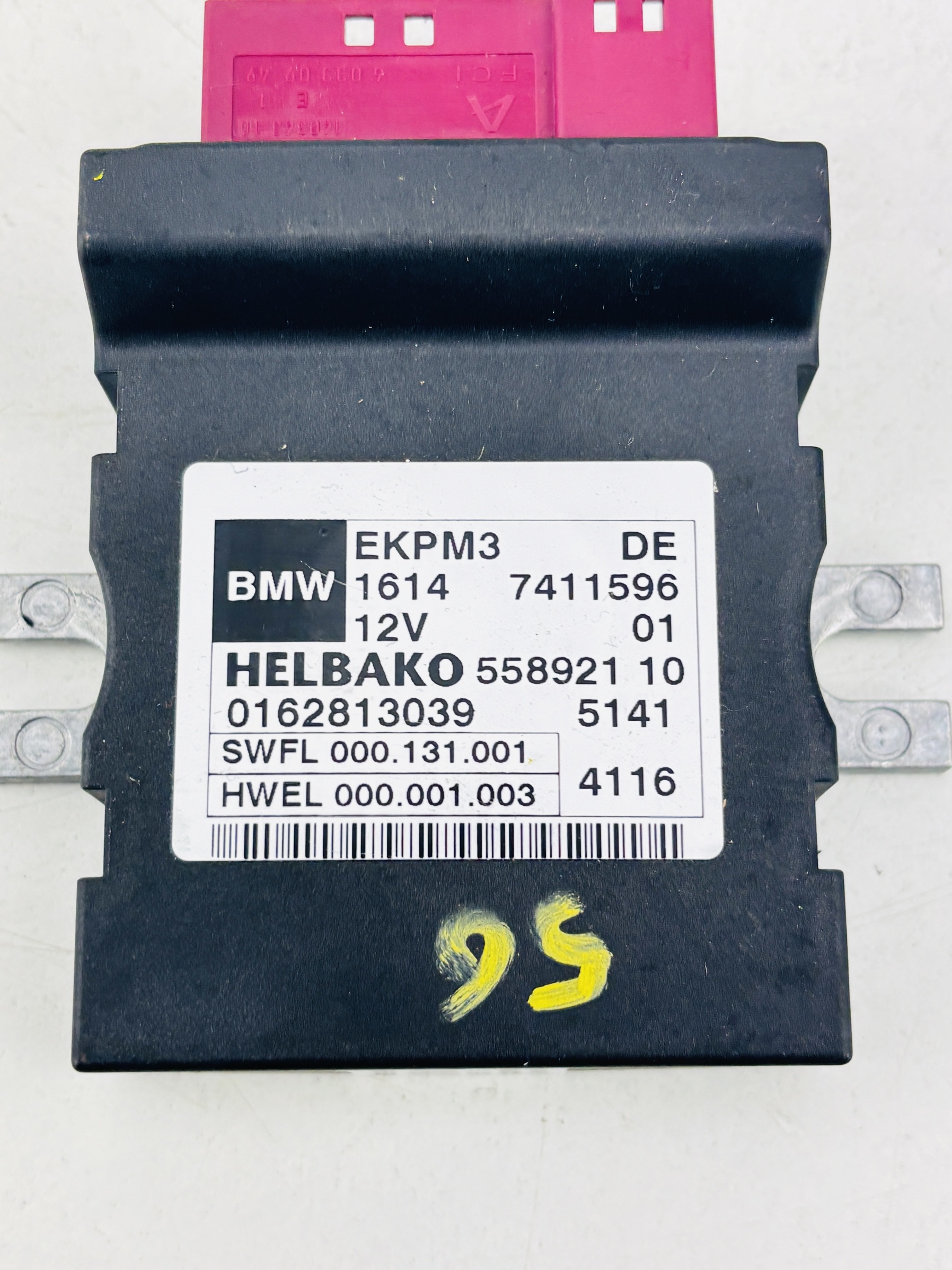 7411596 Centralita bomba de combustible BMW 520d 2010-2017 - Foto 8 7411596 Centralita bomba de combustible BMW 520d 2010-2017 - Imagen 8