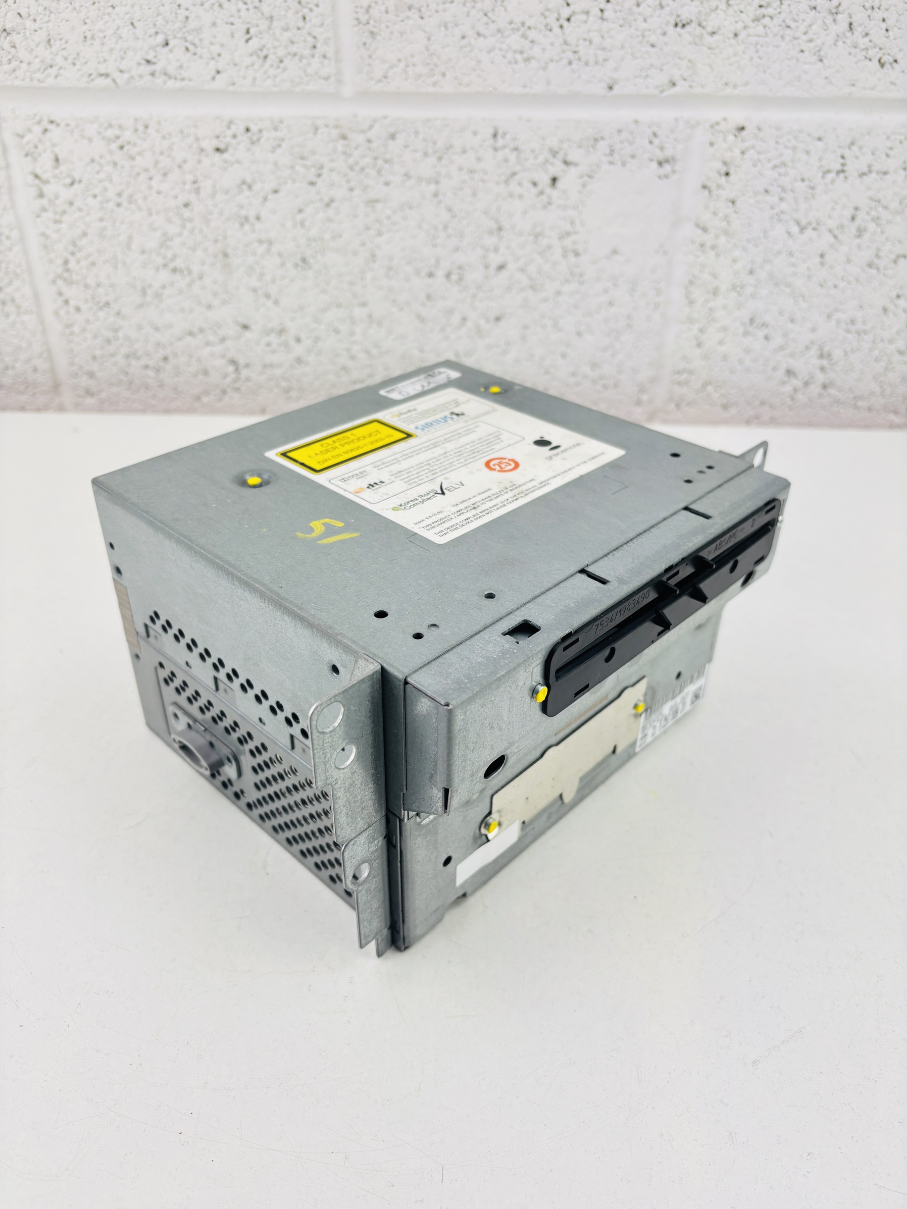 925700901 Radio BMW 520 2010-2017 - Foto 6 925700901 Radio BMW 520 2010-2017 - Imagen 6