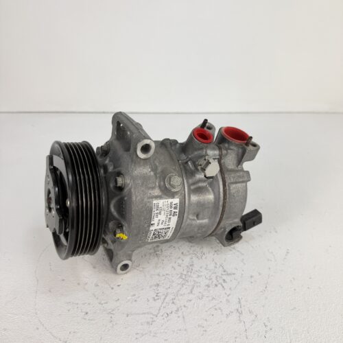 Compresor aire acondicionado Skoda Fabia 1.2 tsi 5Q0820803G