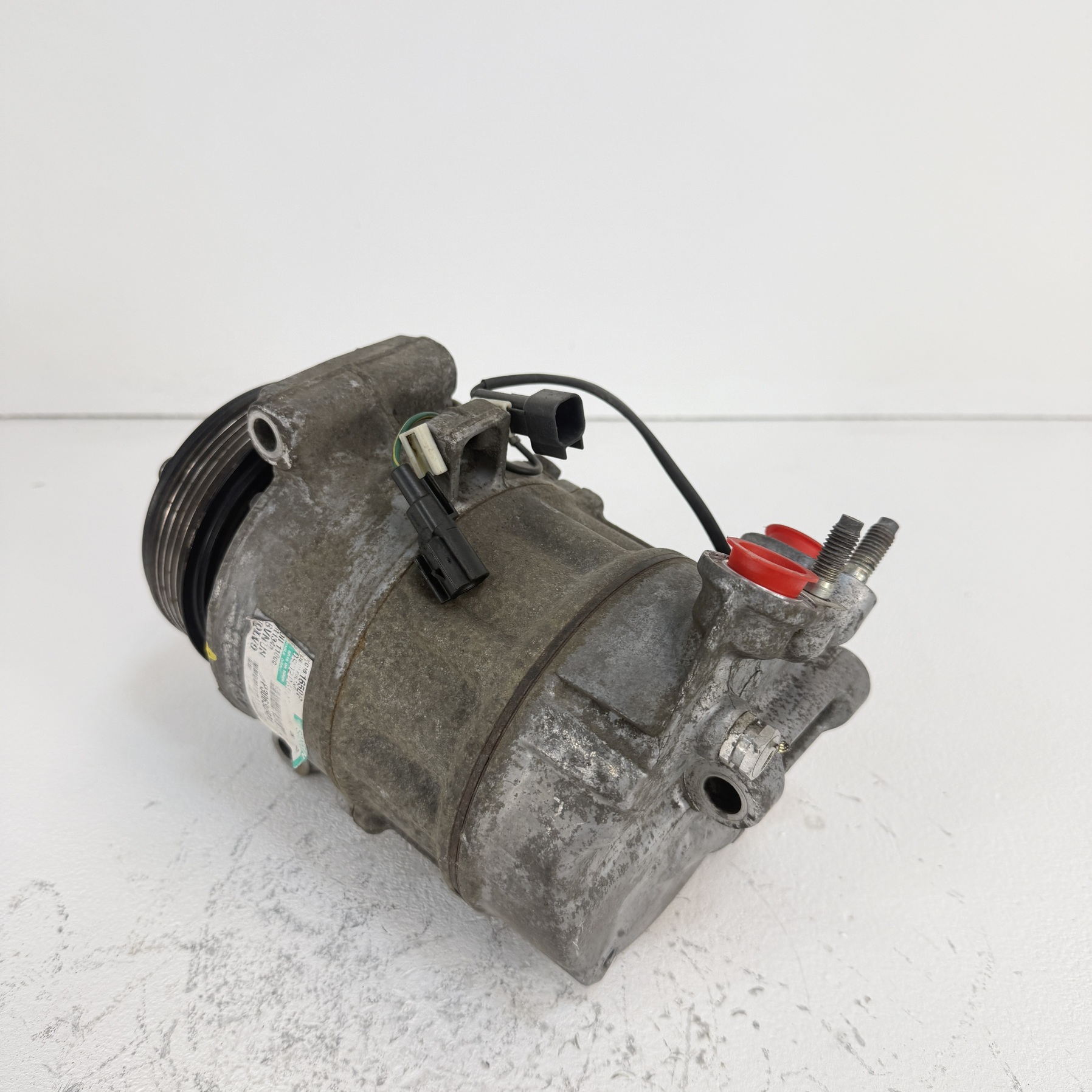 Compresor aire acondicionado Volvo V70 30630921 - Foto 3 Compresor aire acondicionado Volvo V70 30630921 - Imagen 3