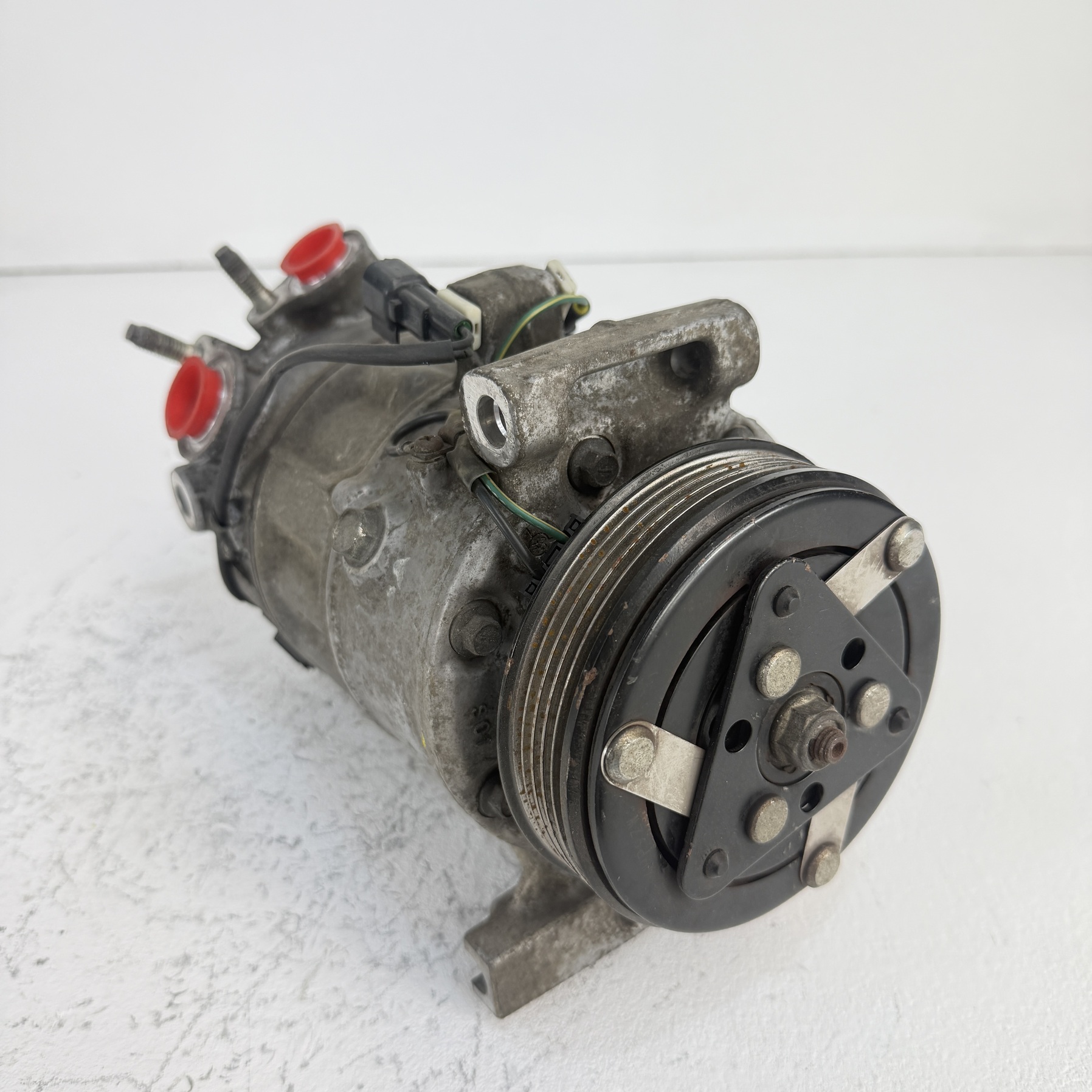 Compresor aire acondicionado Volvo V70 30630921 - Foto 7 Compresor aire acondicionado Volvo V70 30630921 - Imagen 7