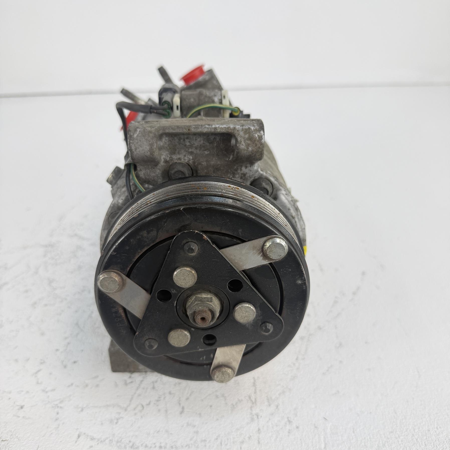 Compresor aire acondicionado Volvo V70 30630921 - Foto 8 Compresor aire acondicionado Volvo V70 30630921 - Imagen 8