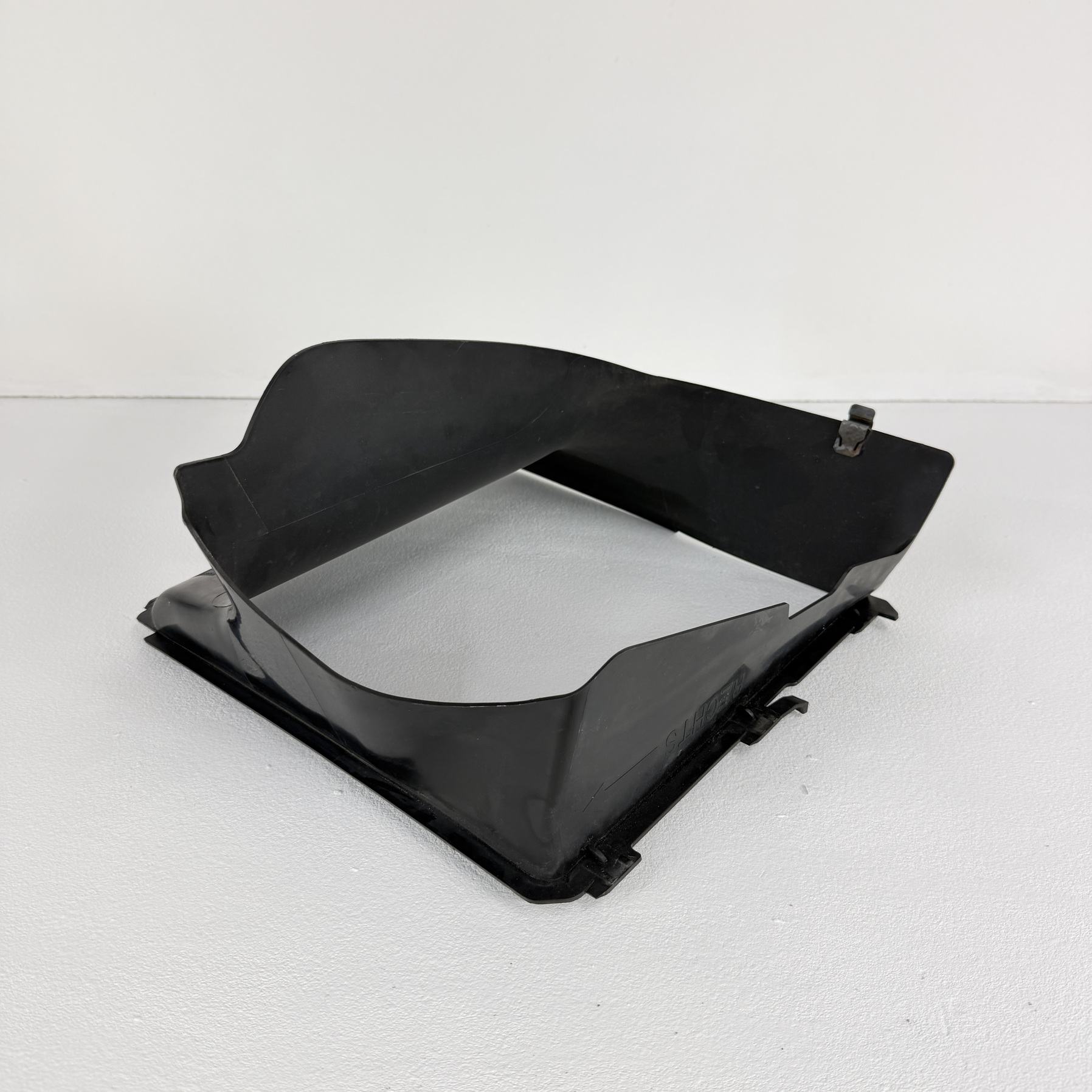 Conducto aire intercooler derecho delantero Porsche Cayenne 3.0 tdi 7P5117336A - Foto 4 Conducto aire intercooler derecho delantero Porsche Cayenne 3.0 tdi 7P5117336A - Imagen 4