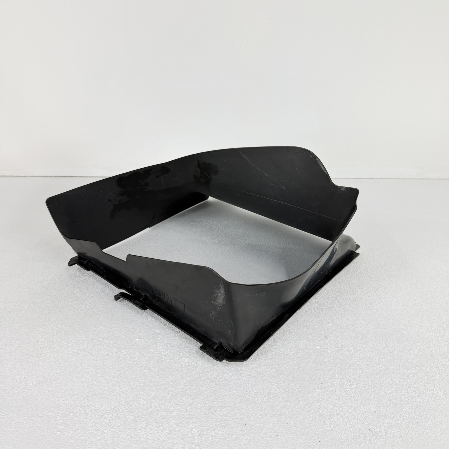 Conducto aire intercooler izquierdo delantero Porsche Cayenne 3.0 tdi 7P5117335A - Foto 5 Conducto aire intercooler izquierdo delantero Porsche Cayenne 3.0 tdi 7P5117335A - Imagen 5