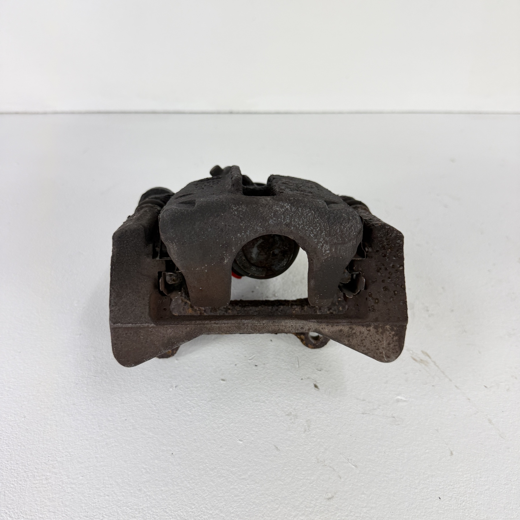 Pinza de freno trasera derecha Audi A6 2011-2018 4G0615404A - Foto 5 Pinza de freno trasera derecha Audi A6 2011-2018 4G0615404A - Imagen 5
