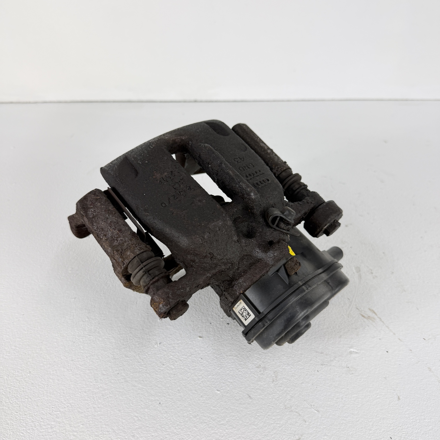 Pinza de freno trasera derecha Audi A6 2011-2018 4G0615404A - Foto 8 Pinza de freno trasera derecha Audi A6 2011-2018 4G0615404A - Imagen 8
