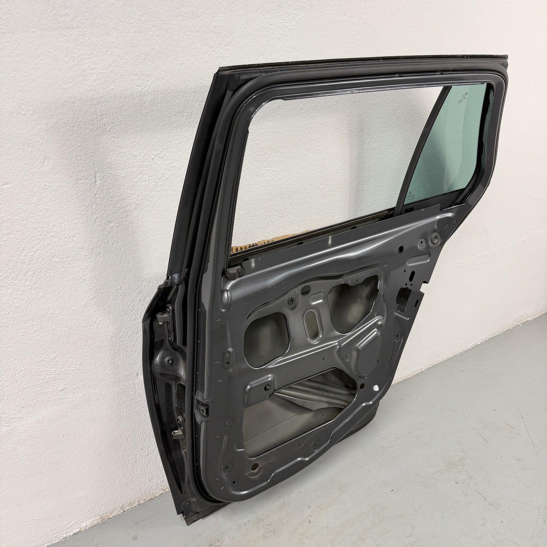 Puerta trasera derecha BMW 520 2010-2017 9628758 - Foto 5 Puerta trasera derecha BMW 520 2010-2017 9628758 - Imagen 5