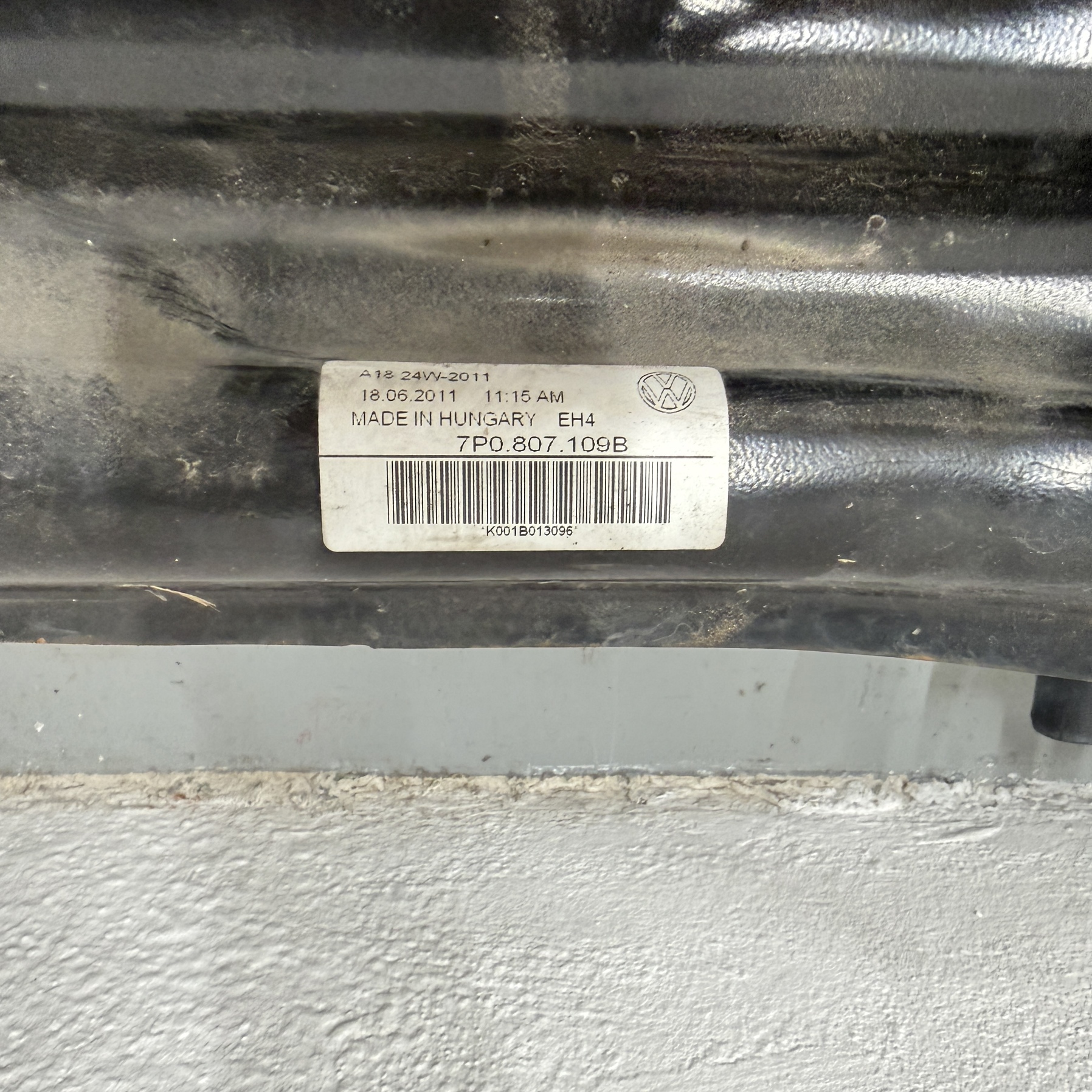 Traviesa paragolpes delantero Porsche Cayenne 2010-2018 - Foto 6 Traviesa paragolpes delantero Porsche Cayenne 2010-2018 - Imagen 6