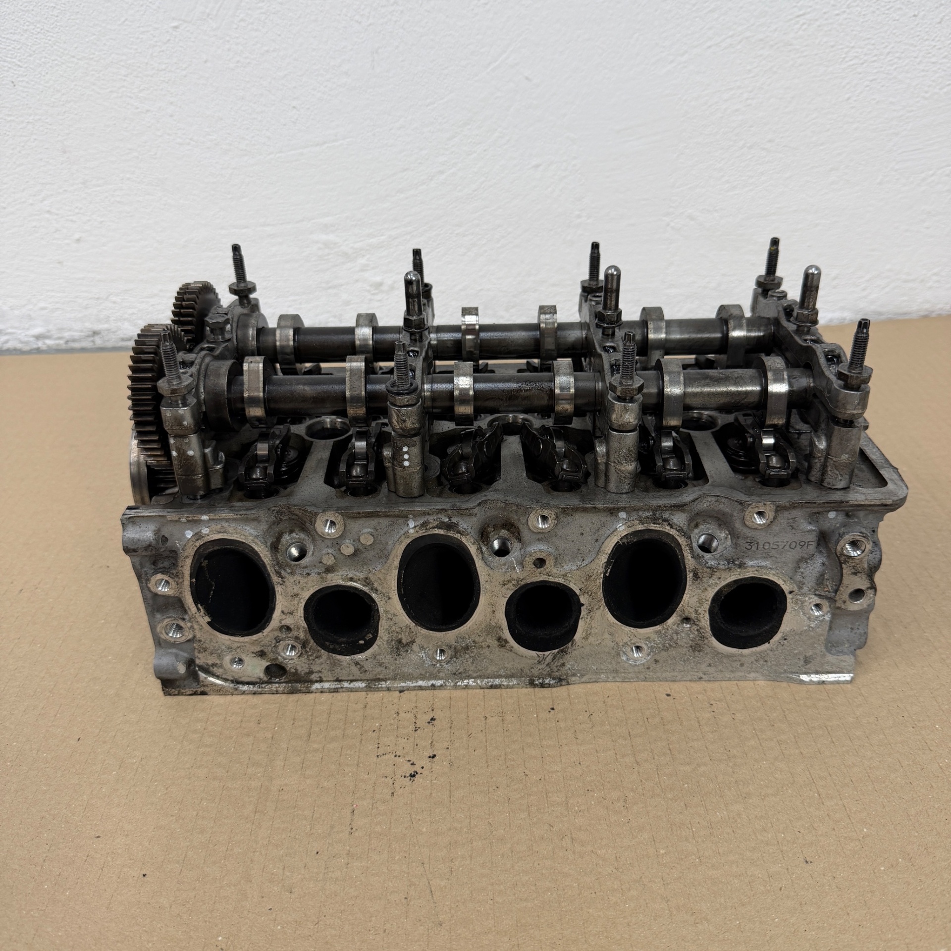 Culata izquierda Audi A6 3.0 TDI 059103063KM - Foto 2 26042308333 culata izquierda audi a6 3 0 tdi 059103063km #2 - SKU: 26042308333
