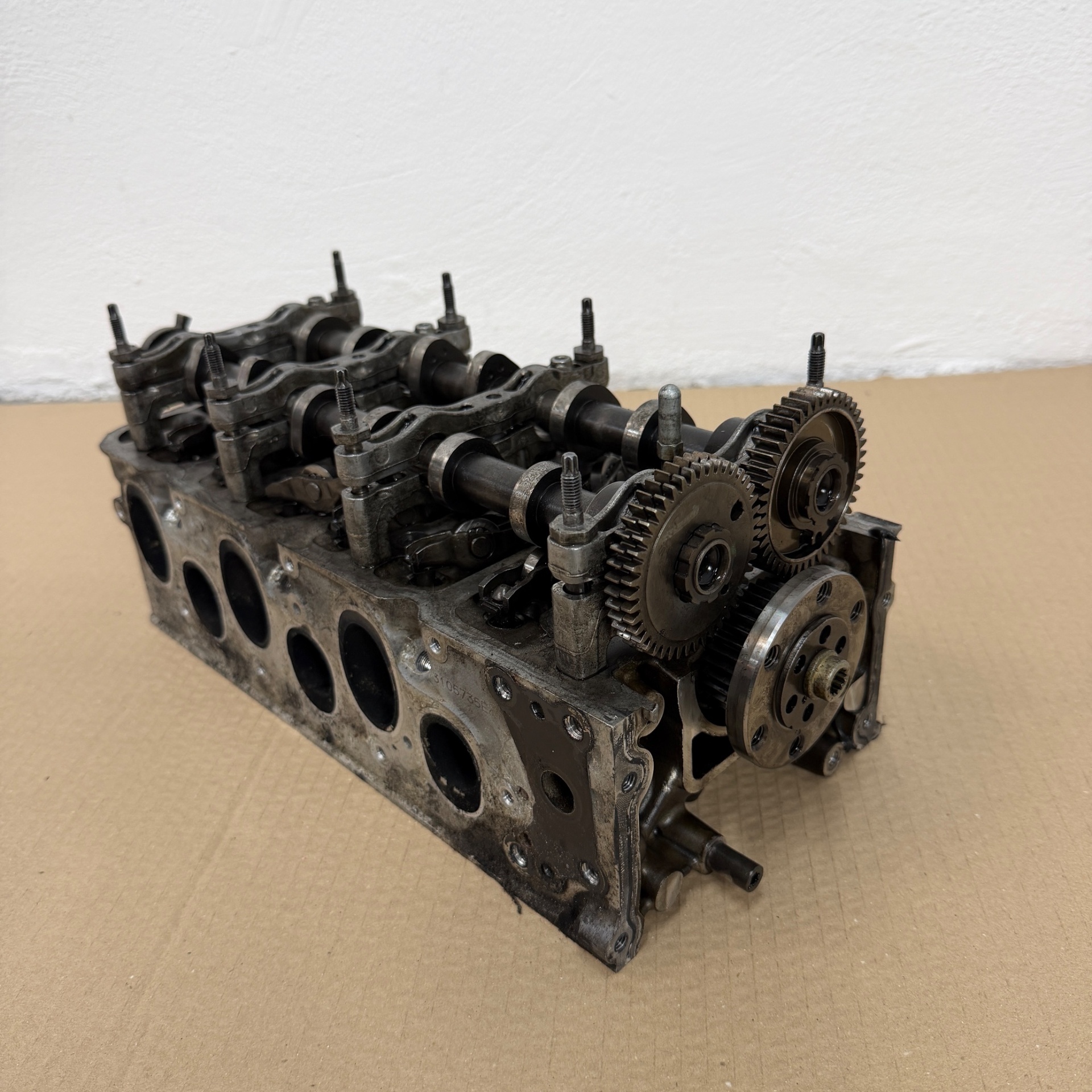 Culata derecha Audi A6 3.0 TDI 059103064JR - Foto 3 26042308334 culata derecha audi a6 3 0 tdi 059103064jr #3 - SKU: 26042308334