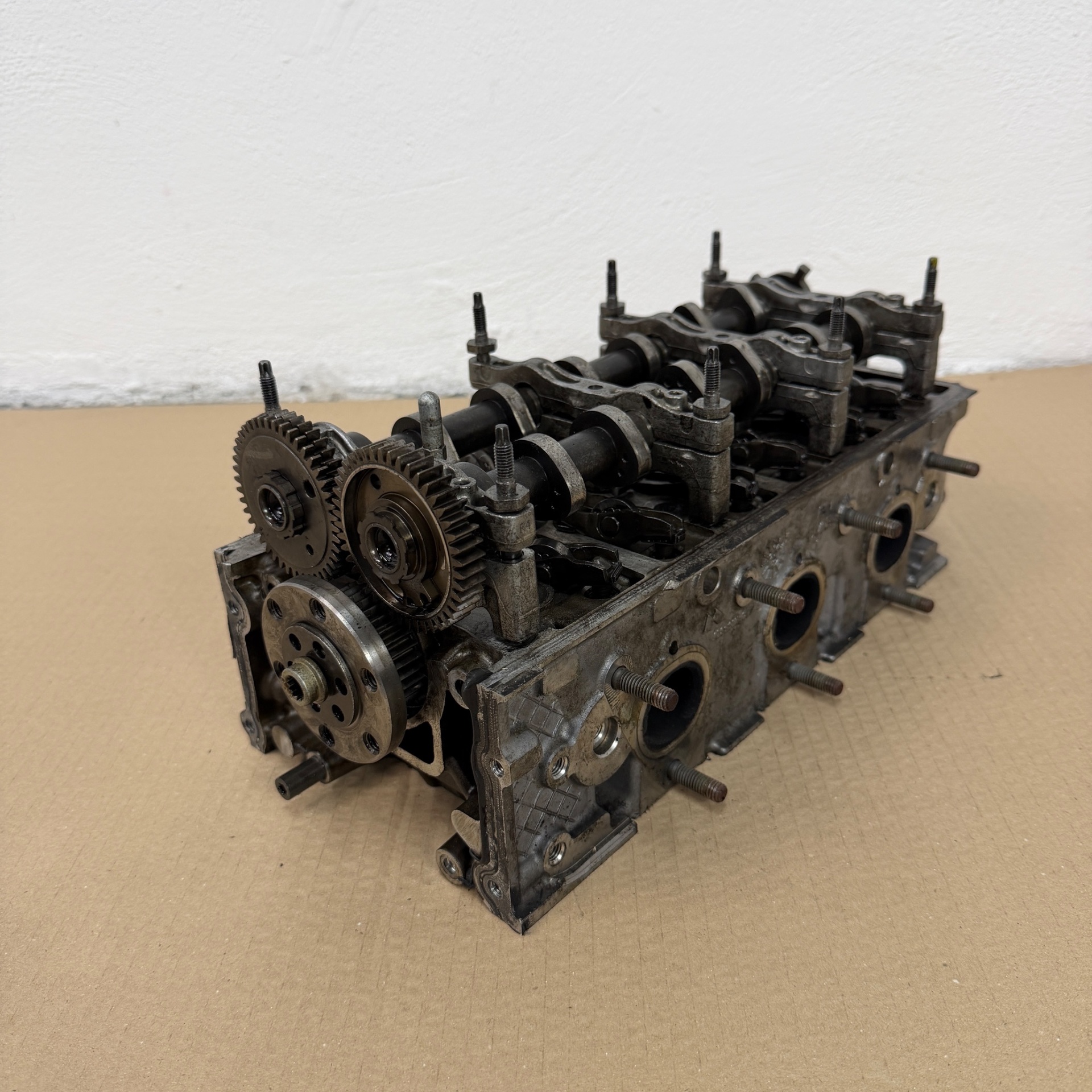 Culata derecha Audi A6 3.0 TDI 059103064JR - Foto 5 26042308334 culata derecha audi a6 3 0 tdi 059103064jr #5 - SKU: 26042308334