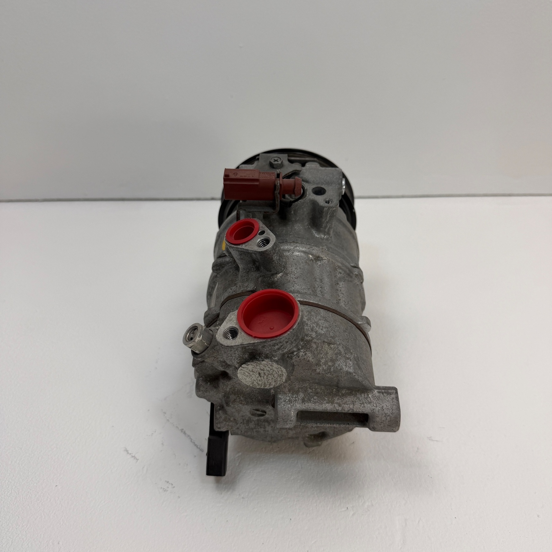 Compresor aire acondicionado Audi A6 2.0 TDI 4G0260805Q - Foto 4 Compresor aire acondicionado Audi A6 2.0 TDI 4G0260805Q - Imagen 4