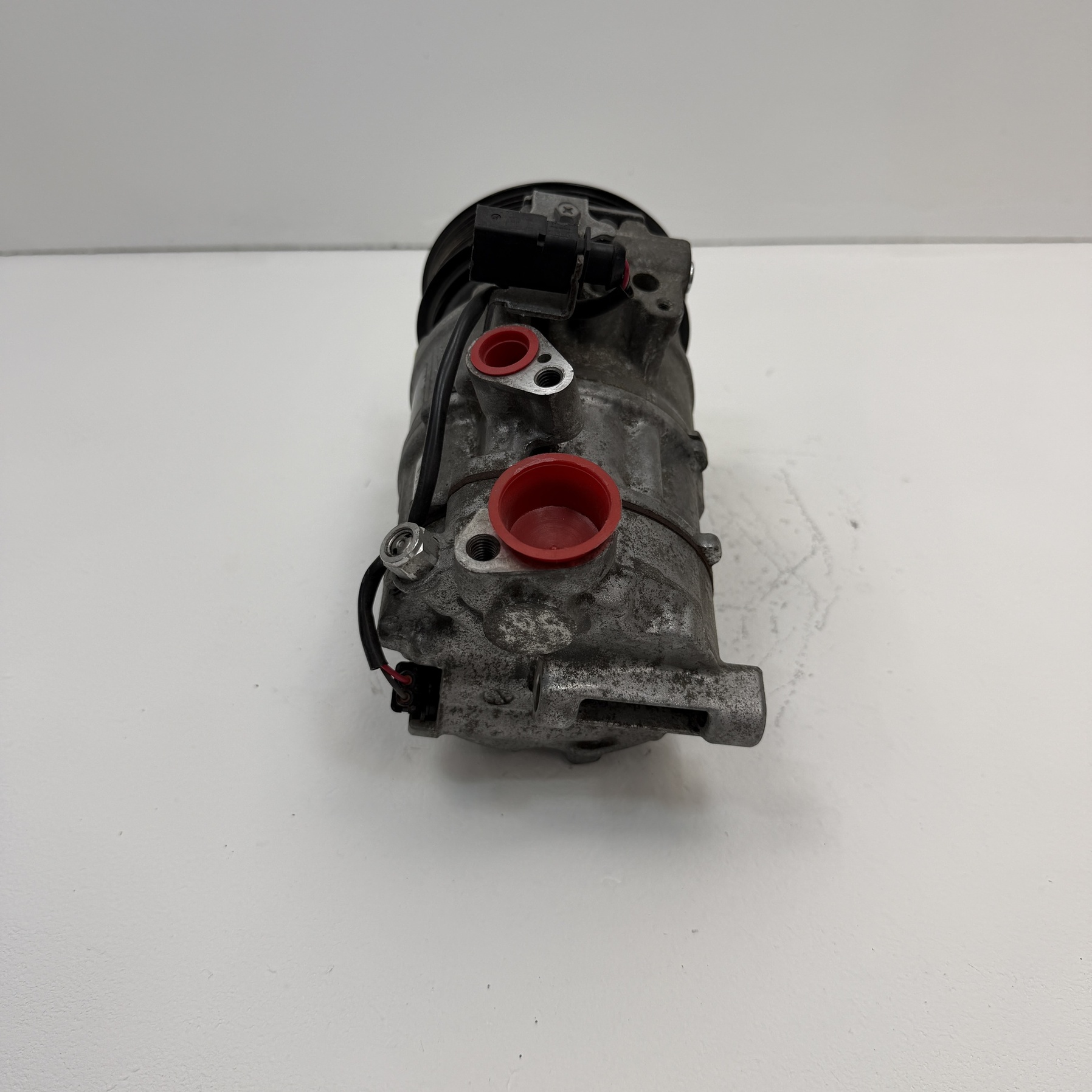 Compresor aire acondicionado Audi A6 3.0 TDI 4M0820803J - Foto 4 Compresor aire acondicionado Audi A6 3.0 TDI 4M0820803J - Imagen 4