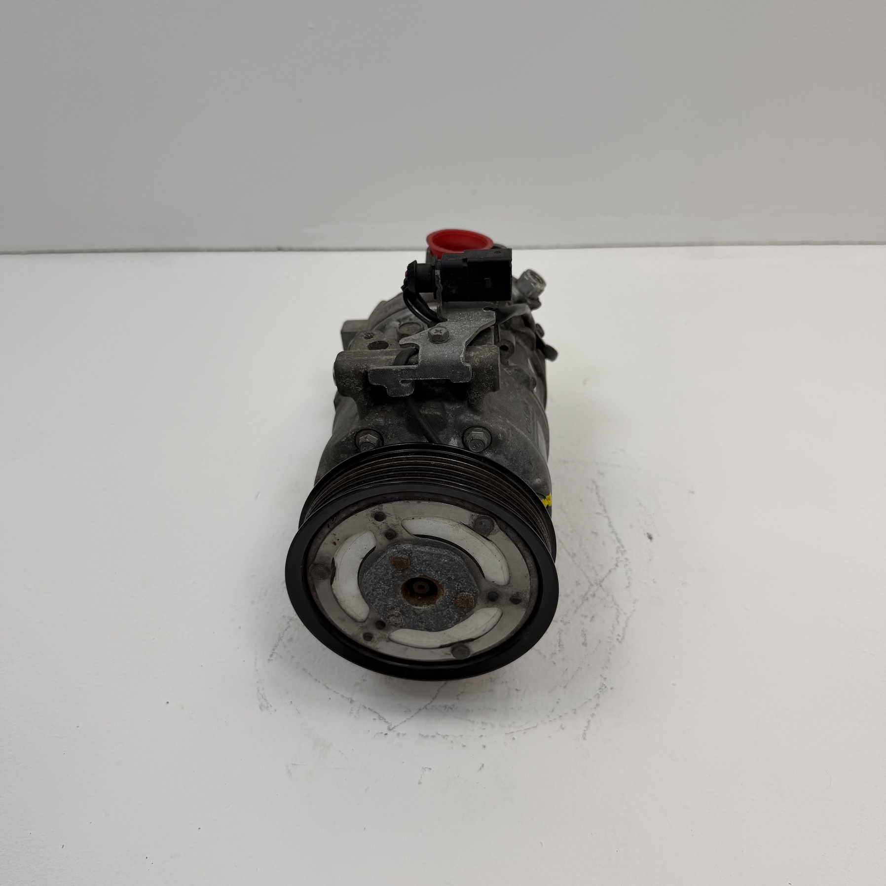 Compresor aire acondicionado Audi A6 3.0 TDI 4M0820803J - Foto 8 Compresor aire acondicionado Audi A6 3.0 TDI 4M0820803J - Imagen 8