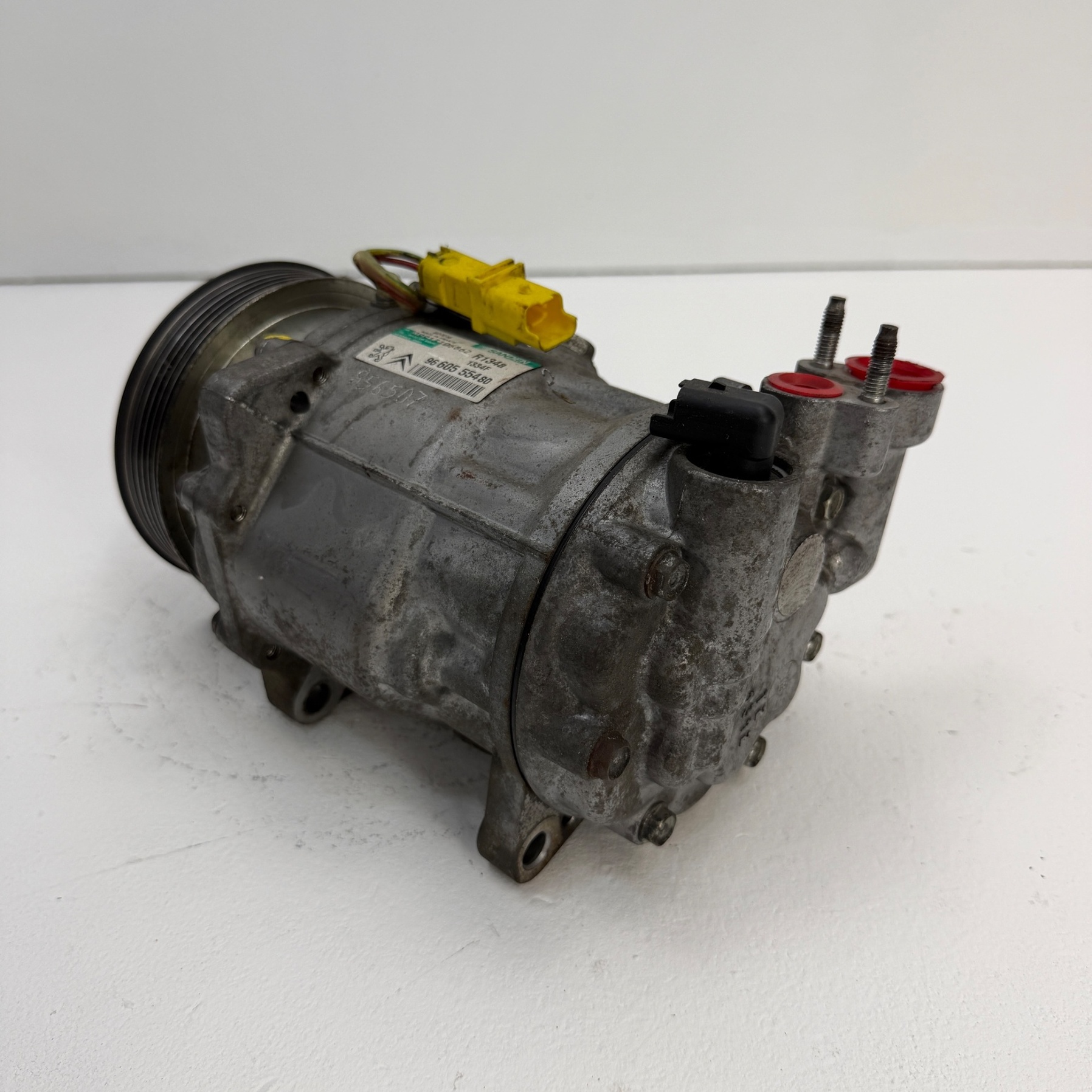 Compresor Citroen C5 3.0 V6 9660555480 - Foto 3 Compresor Citroen C5 3.0 V6 9660555480 - Imagen 3