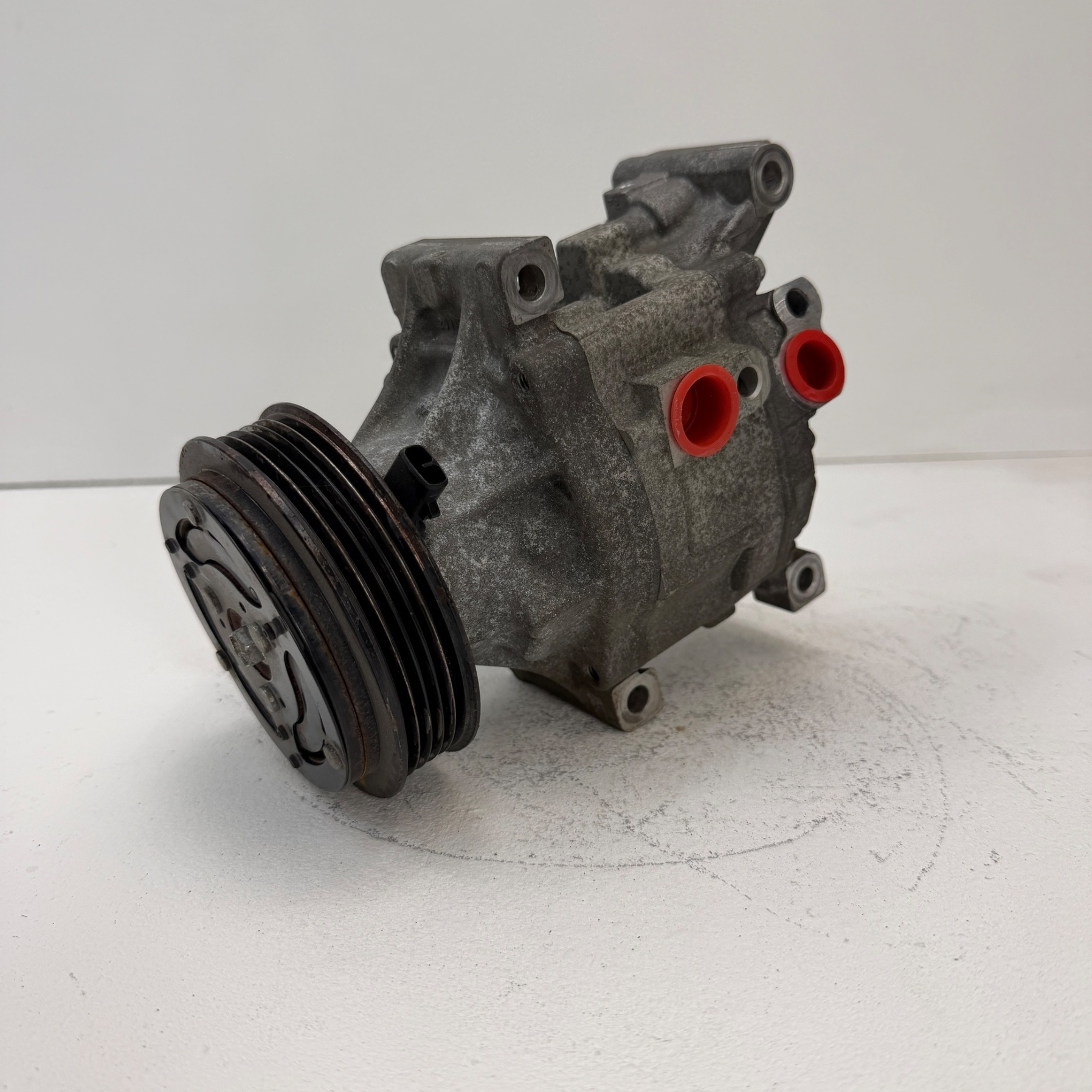 Compresor aire acondicionado Fiat 500 1.0 52121921 - Foto 1 Compresor aire acondicionado Fiat 500 1.0 52121921