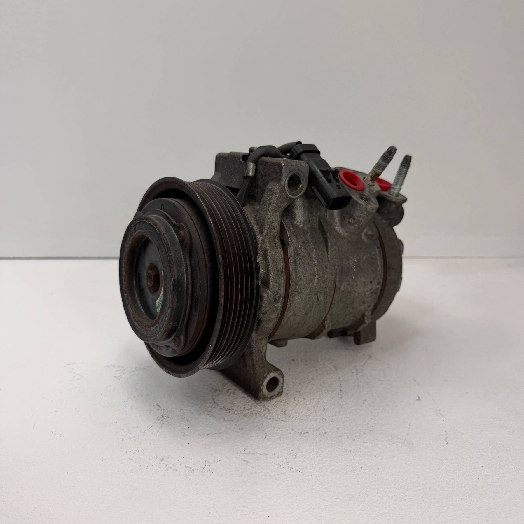 Compresor aire acondicionado Jeep Grand Cherokee 3.0 CRD 4472800871 - Foto 1 Compresor aire acondicionado Jeep Grand Cherokee 3.0 CRD 4472800871