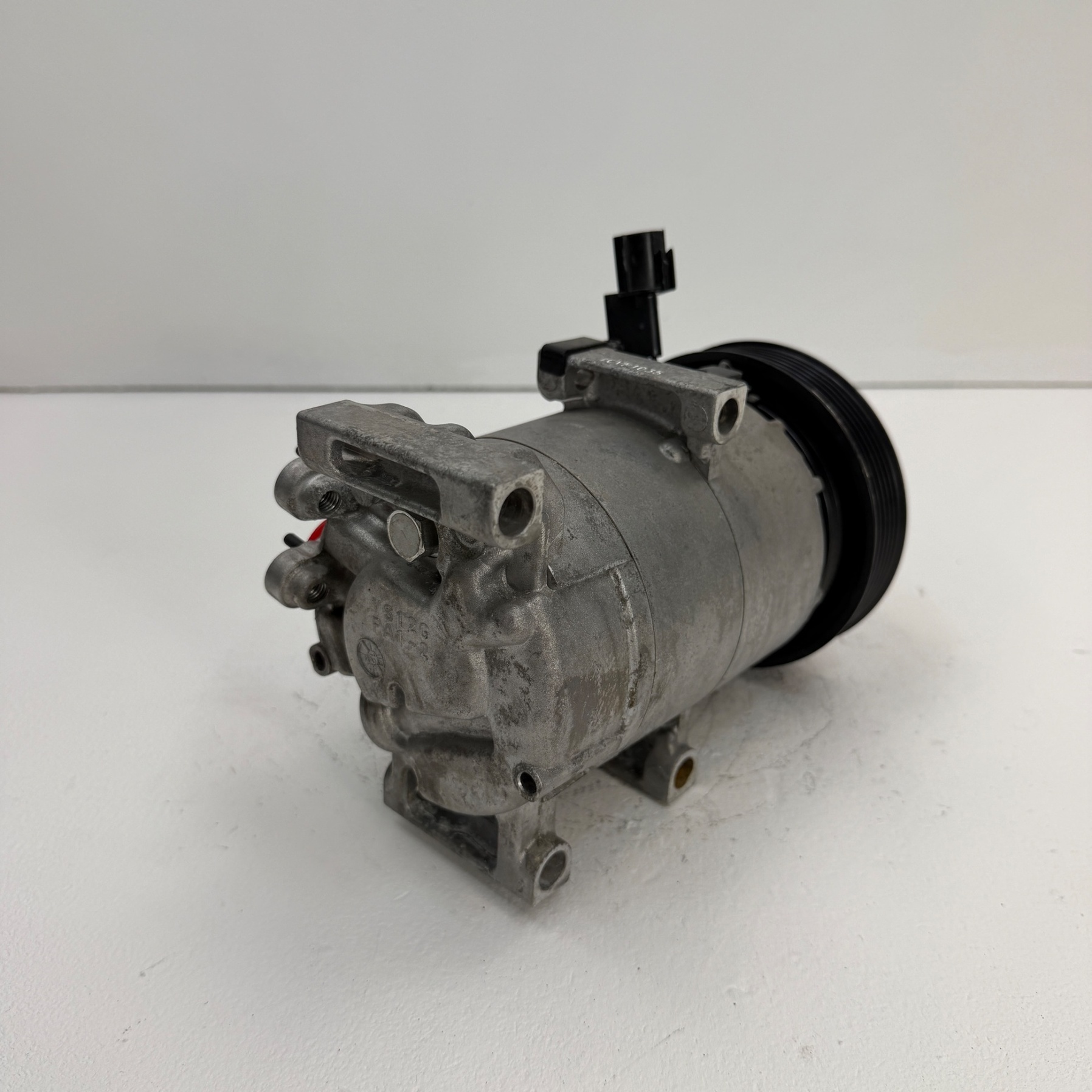 Compresor aire acondicionado Kia Venga 1.4 F500YN9AA - Foto 5 Compresor aire acondicionado Kia Venga 1.4 F500YN9AA - Imagen 5