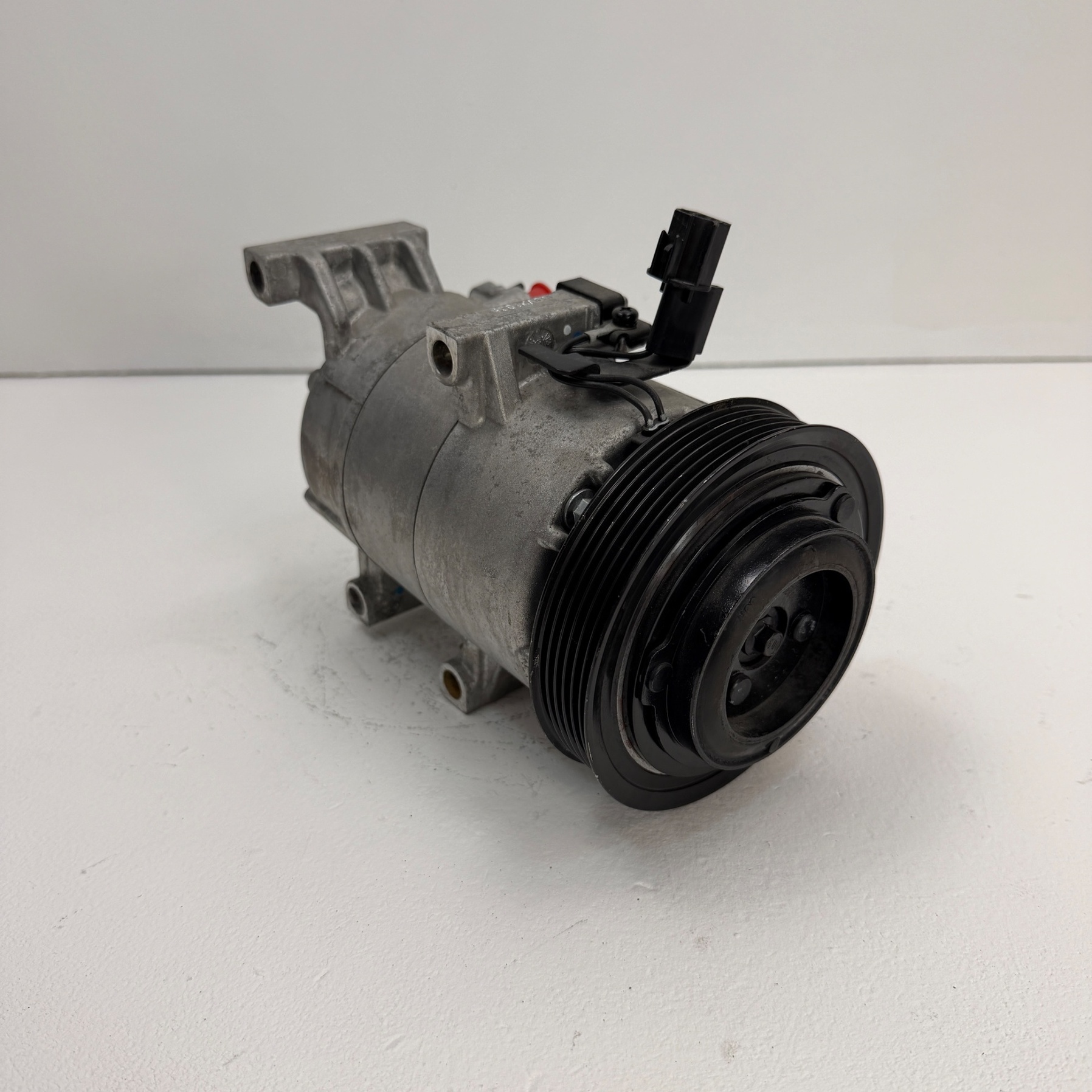 Compresor aire acondicionado Kia Venga 1.4 F500YN9AA - Foto 7 Compresor aire acondicionado Kia Venga 1.4 F500YN9AA - Imagen 7