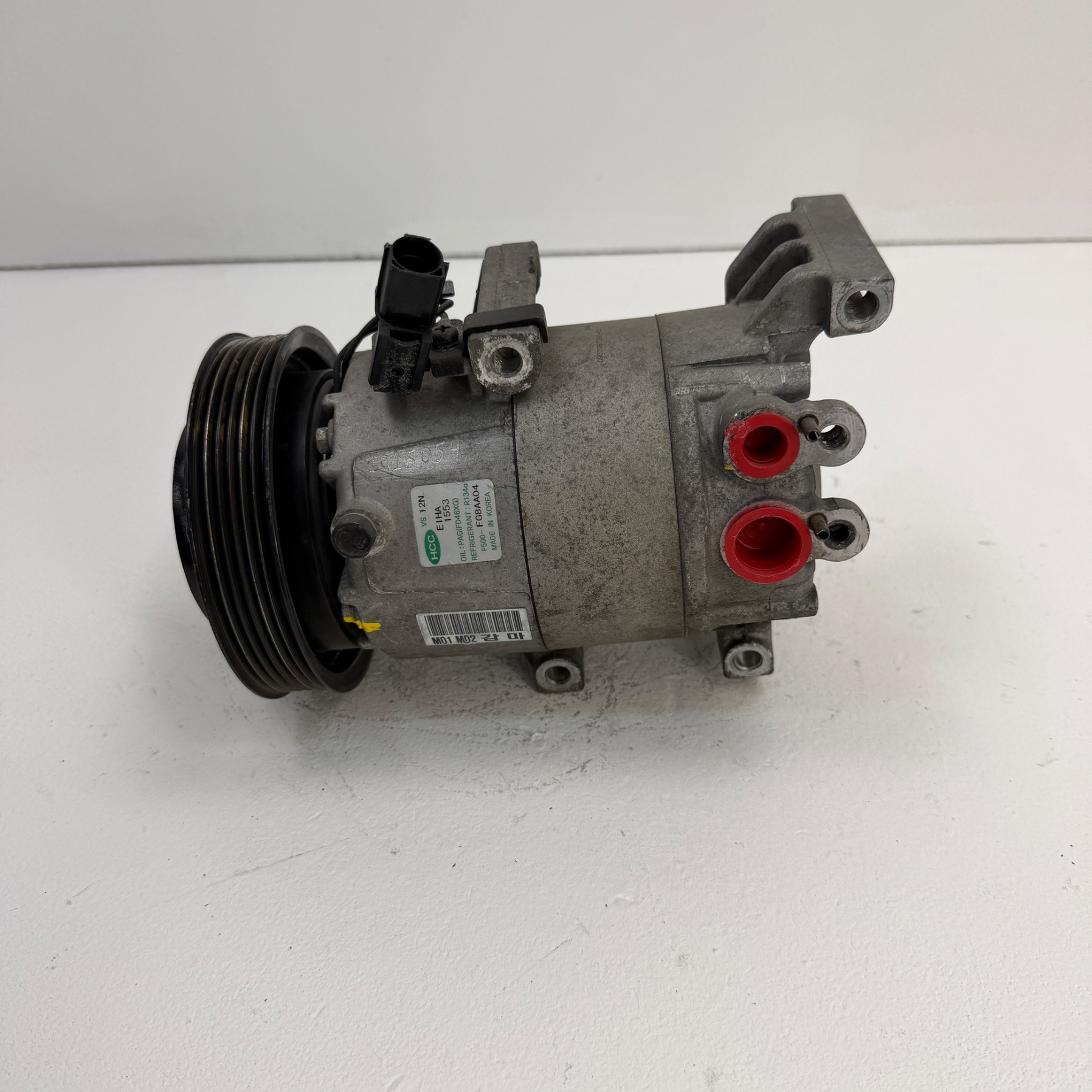 Compresor aire acondicionado Kia Venga 1.6 Cvvt F500FG8AA - Foto 2 Compresor aire acondicionado Kia Venga 1.6 Cvvt F500FG8AA - Imagen 2