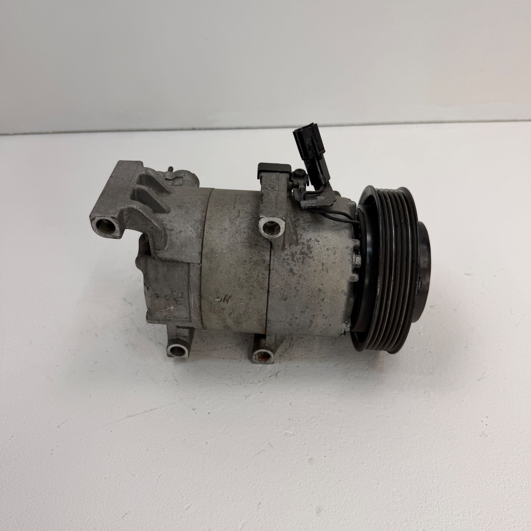 Compresor aire acondicionado Kia Venga 1.6 Cvvt F500FG8AA - Foto 6 Compresor aire acondicionado Kia Venga 1.6 Cvvt F500FG8AA - Imagen 6