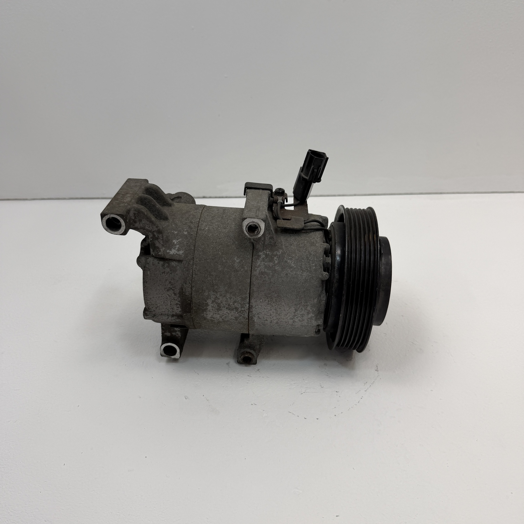 Compresor aire acondicionado Kia Venga 1.6 F500YN9AA - Foto 6 Compresor aire acondicionado Kia Venga 1.6 F500YN9AA - Imagen 6