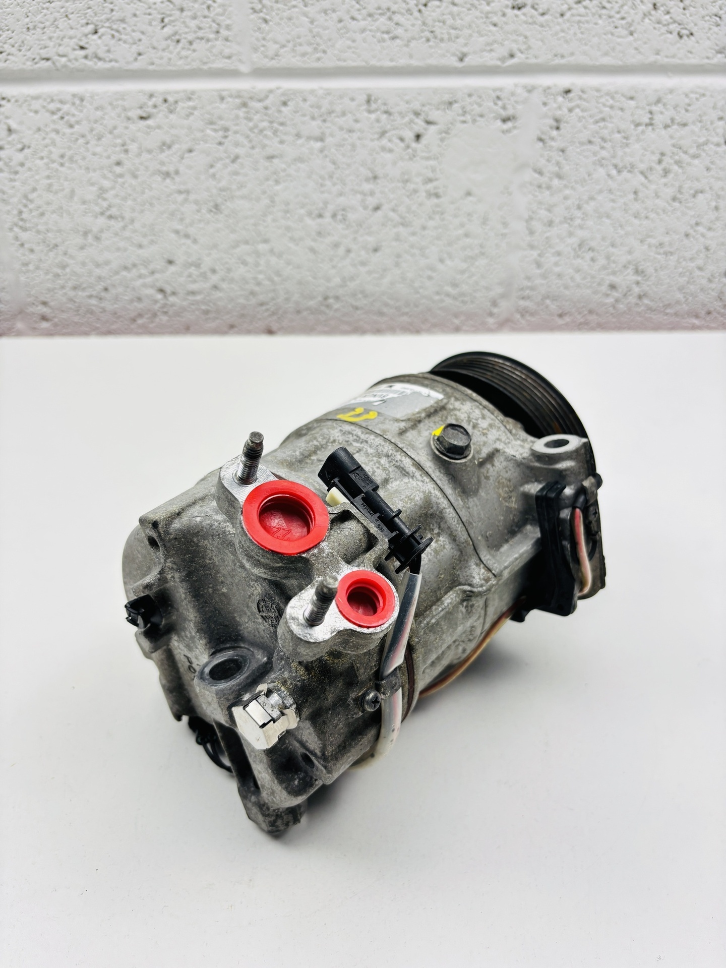 Compresor aire acondicionado Land Rover Discovery Sport 2.0 d CPLA19D629BH - Foto 2 Compresor aire acondicionado Land Rover Discovery Sport 2.0 d CPLA19D629BH - Imagen 2