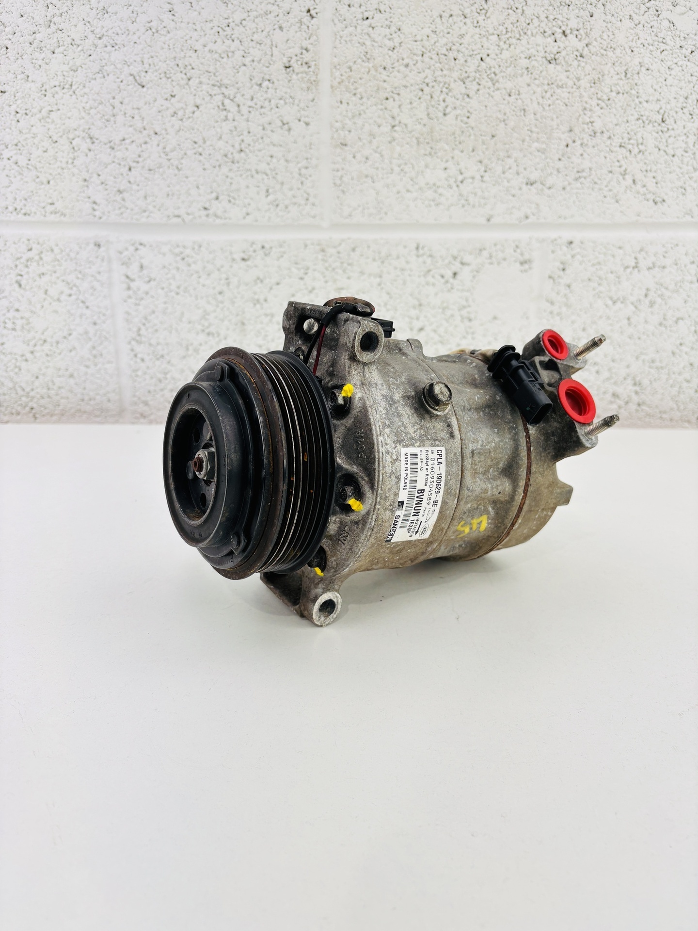 Compresor aire acondicionado Land Rover Range Rover 4.4 SDV8 4x4 CPLA19D629BE - Foto 1 Compresor aire acondicionado Land Rover Range Rover 4.4 SDV8 4x4 CPLA19D629BE