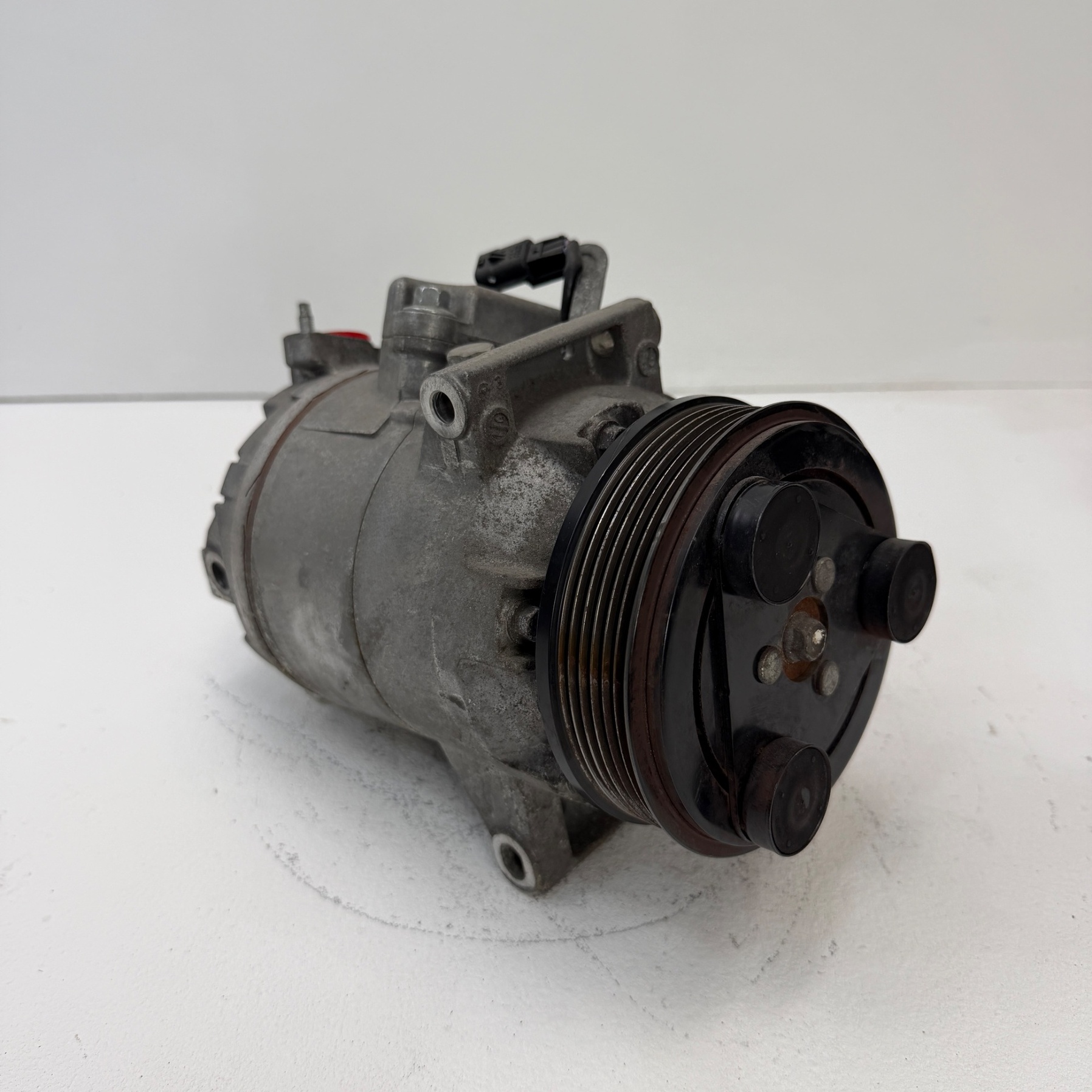 Compresor aire acondicionado Nissan Qashqai 92600BR21A - Foto 7 Compresor aire acondicionado Nissan Qashqai 92600BR21A - Imagen 7