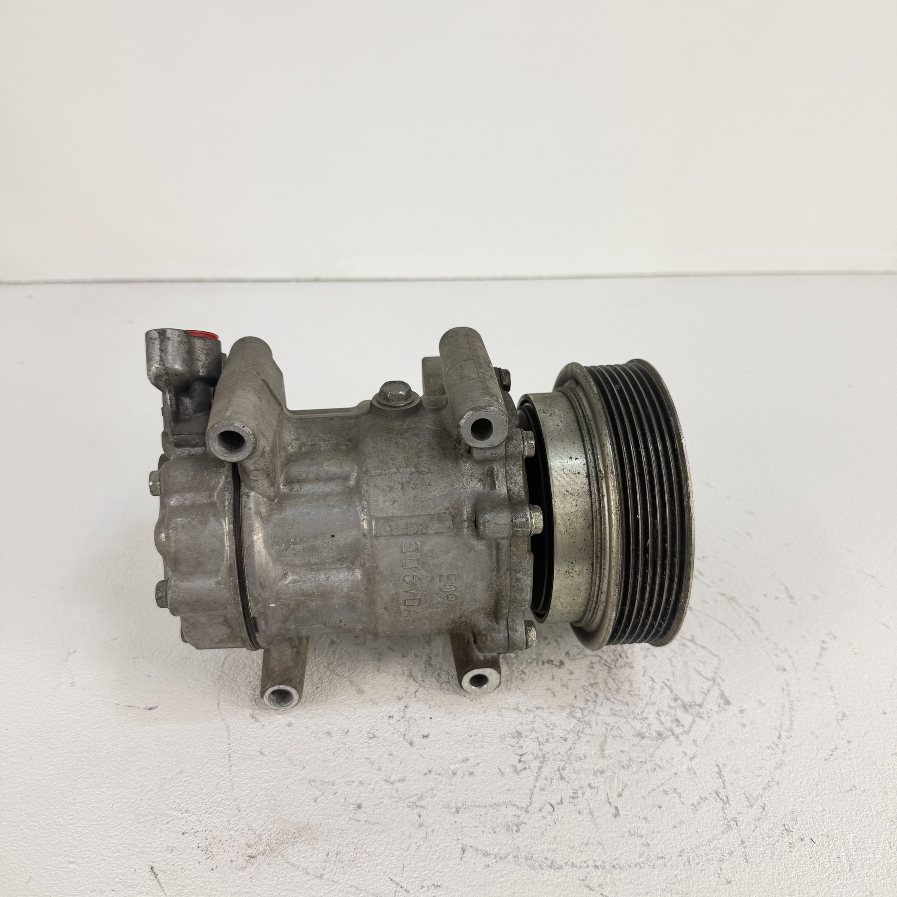 Compresor aire acondicionado Renault Clio 8200819568 - Foto 6 Compresor aire acondicionado Renault Clio 8200819568 - Imagen 6