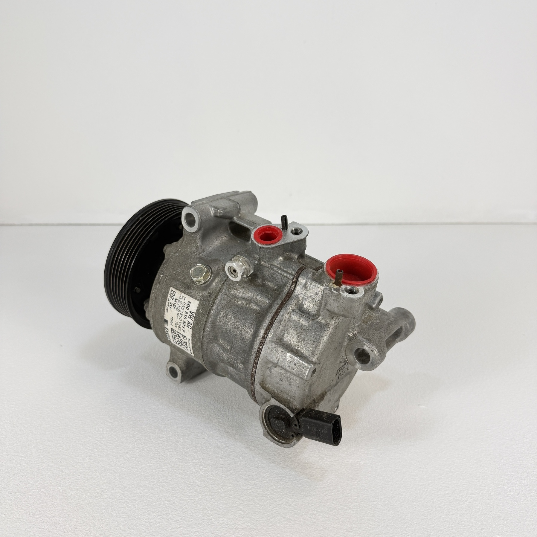 Compresor aire acondicionado Seat Ibiza 1.2 TSI 5Q0816803F - Foto 3 Compresor aire acondicionado Seat Ibiza 1.2 TSI 5Q0816803F - Imagen 3