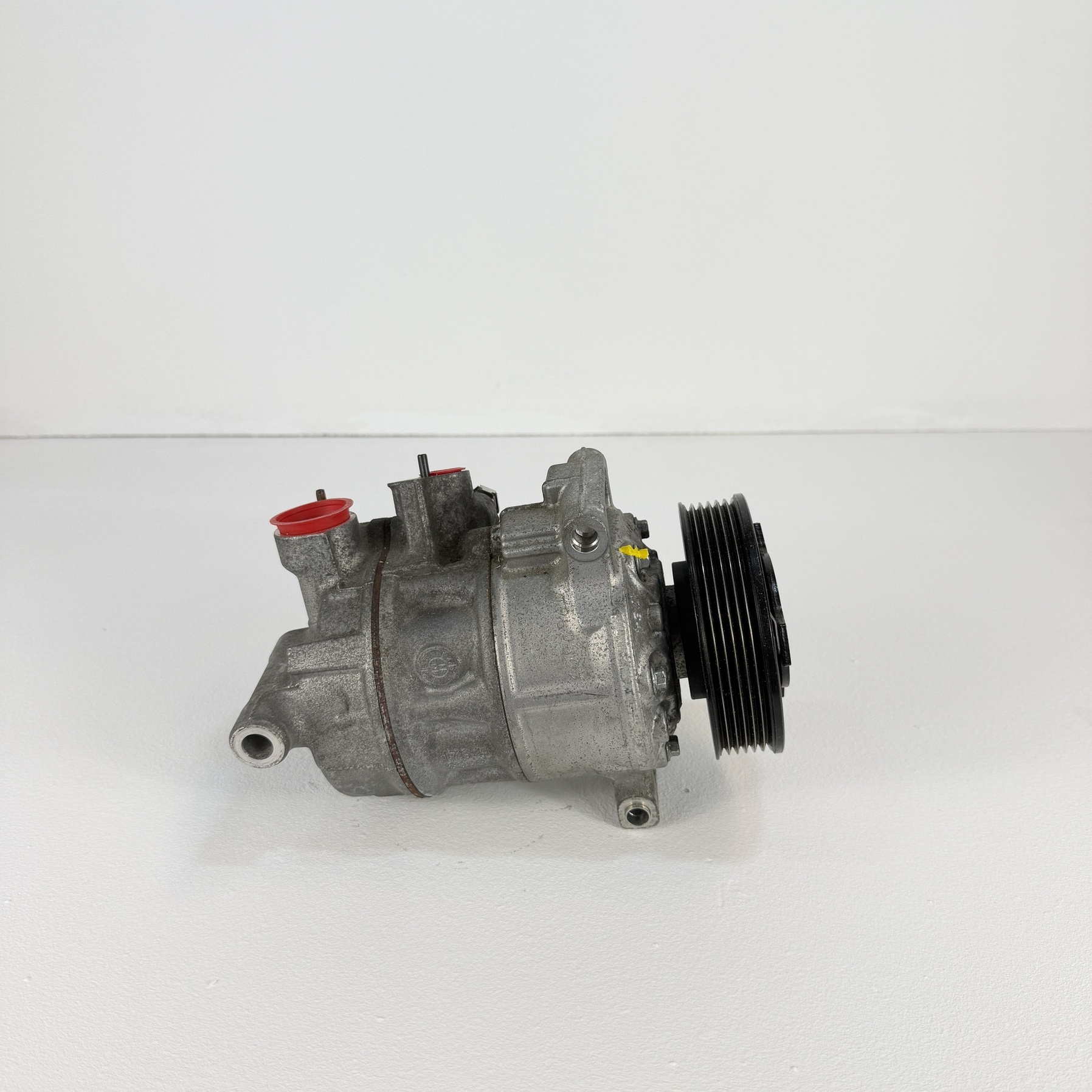 Compresor aire acondicionado Skoda Fabia 1.2 TSI 5Q0816803F - Foto 6 Compresor aire acondicionado Skoda Fabia 1.2 TSI 5Q0816803F - Imagen 6