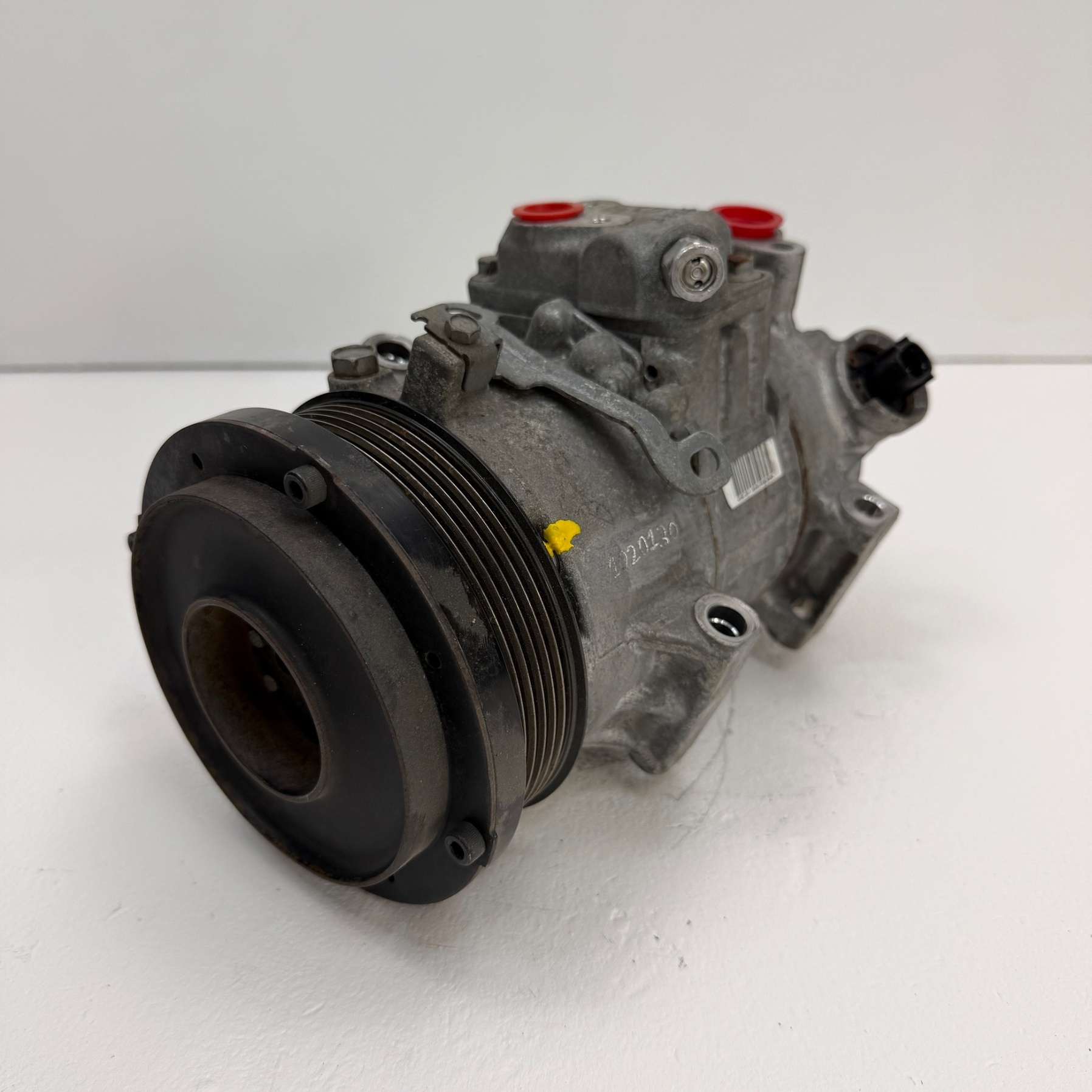 Compresor aire acondicionado Toyota Avensis 1.8 4472601496 - Foto 1 Compresor aire acondicionado Toyota Avensis 1.8 4472601496