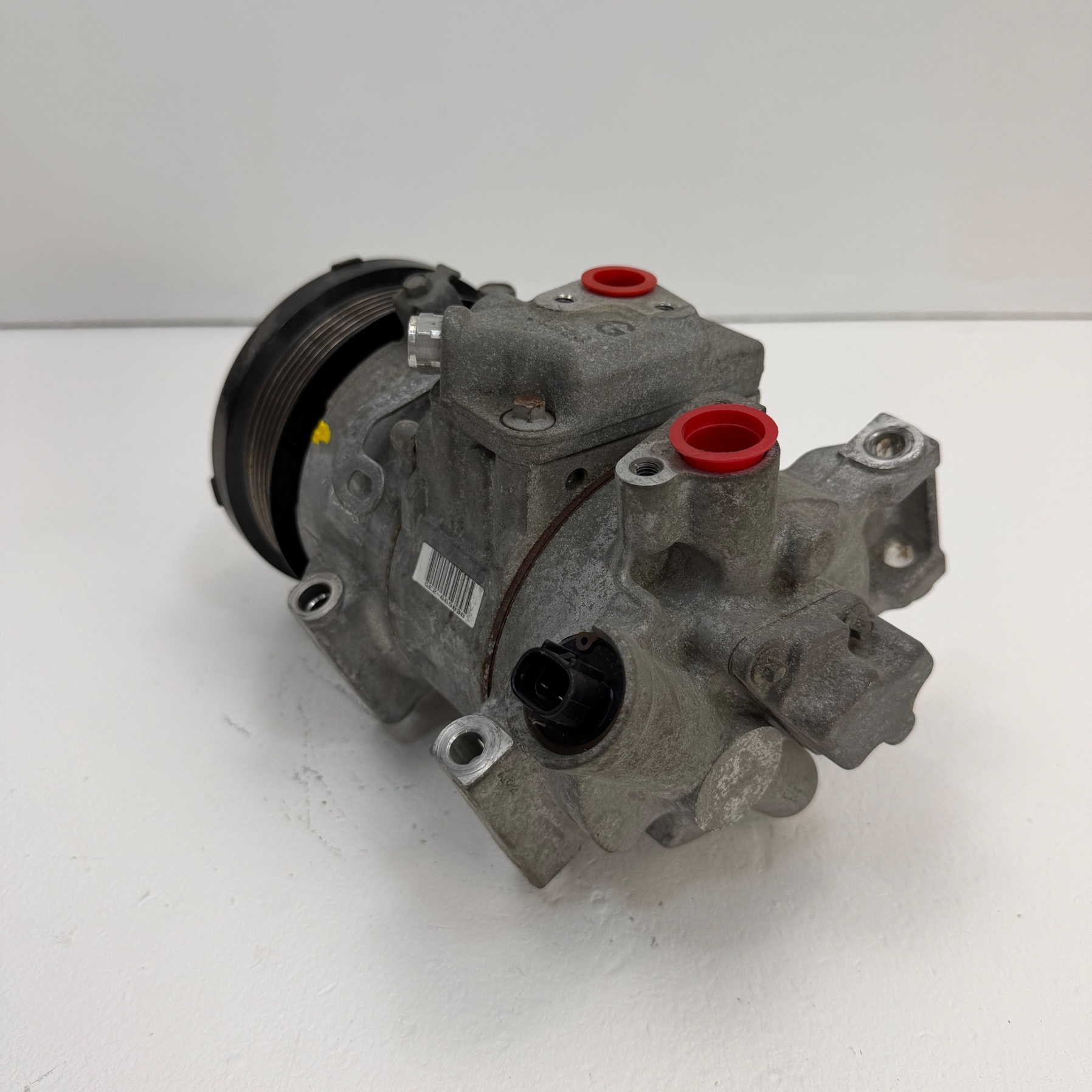 Compresor aire acondicionado Toyota Avensis 1.8 4472601496 - Foto 3 Compresor aire acondicionado Toyota Avensis 1.8 4472601496 - Imagen 3