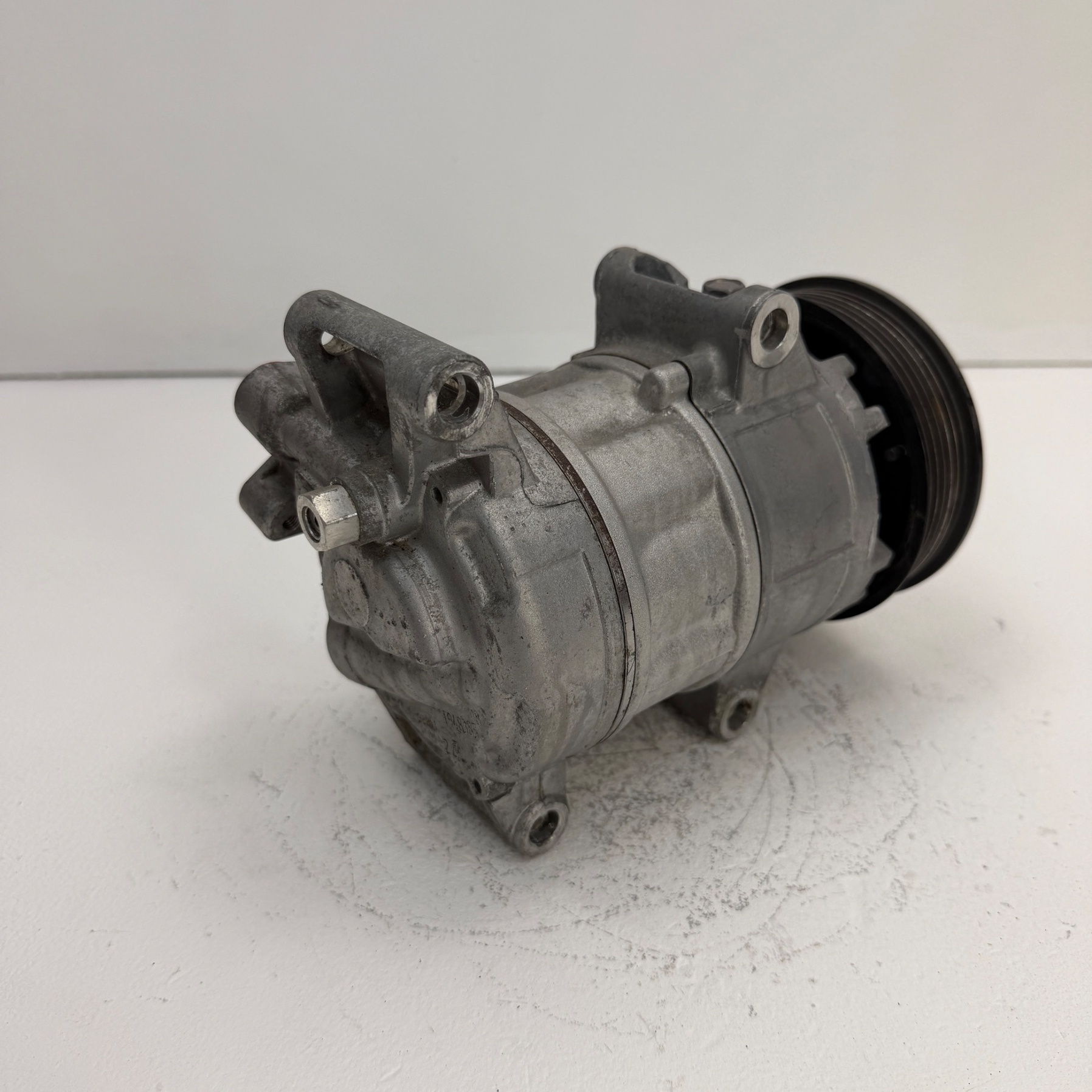 Compresor Toyota Ch-R 1.2 88310F4010 - Foto 5 Compresor Toyota Ch-R 1.2 88310F4010 - Imagen 5