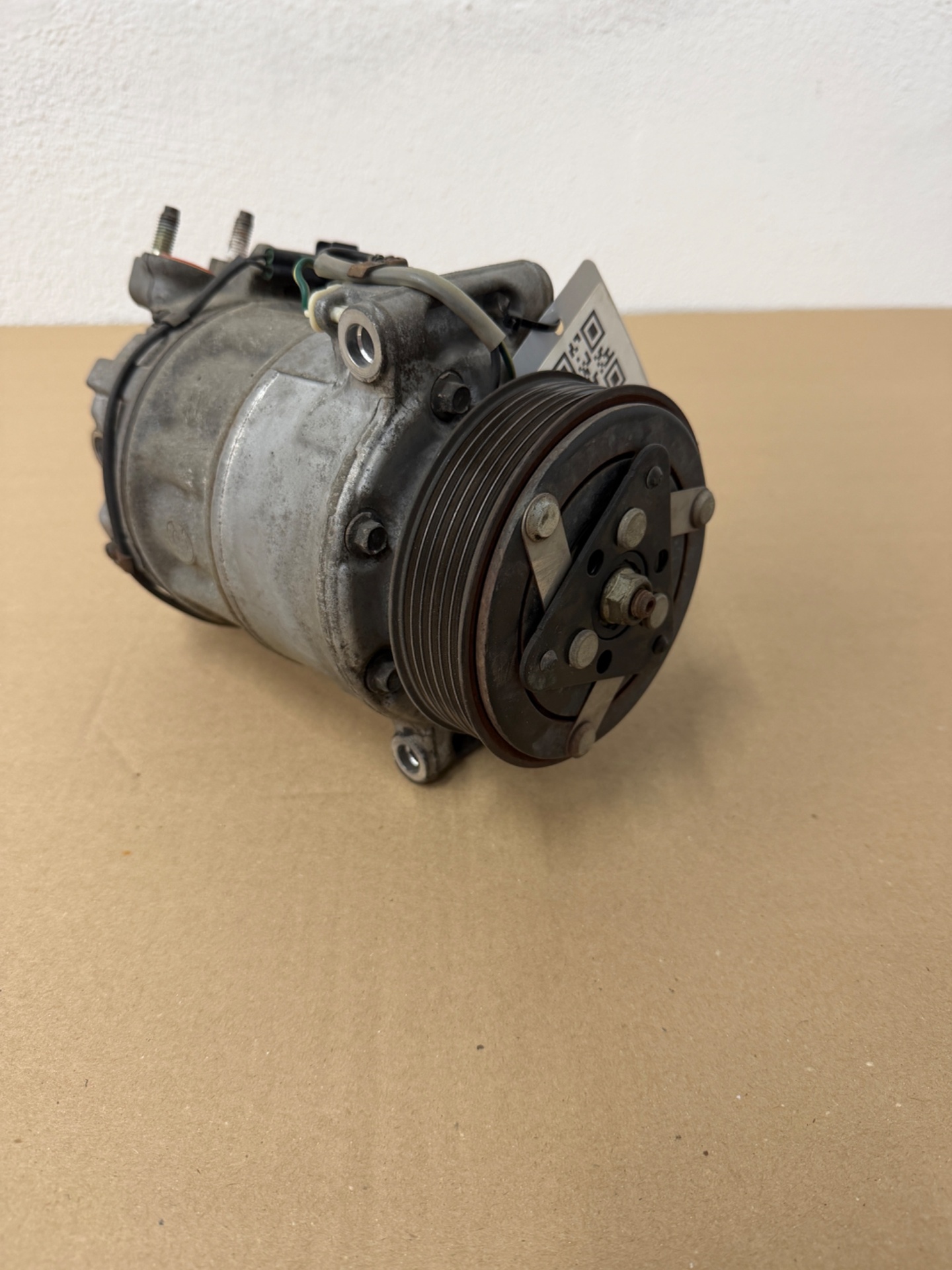 Compresor del aire acondicionado Land Rover Range Rover Sport 3.0 TDV6 9X2319D629DA - Foto 4 26093012206 compresor del aire acondicionado land rover range rover sport 3 0 tdv6 9x2319d629da #4 - SKU: 26093012206